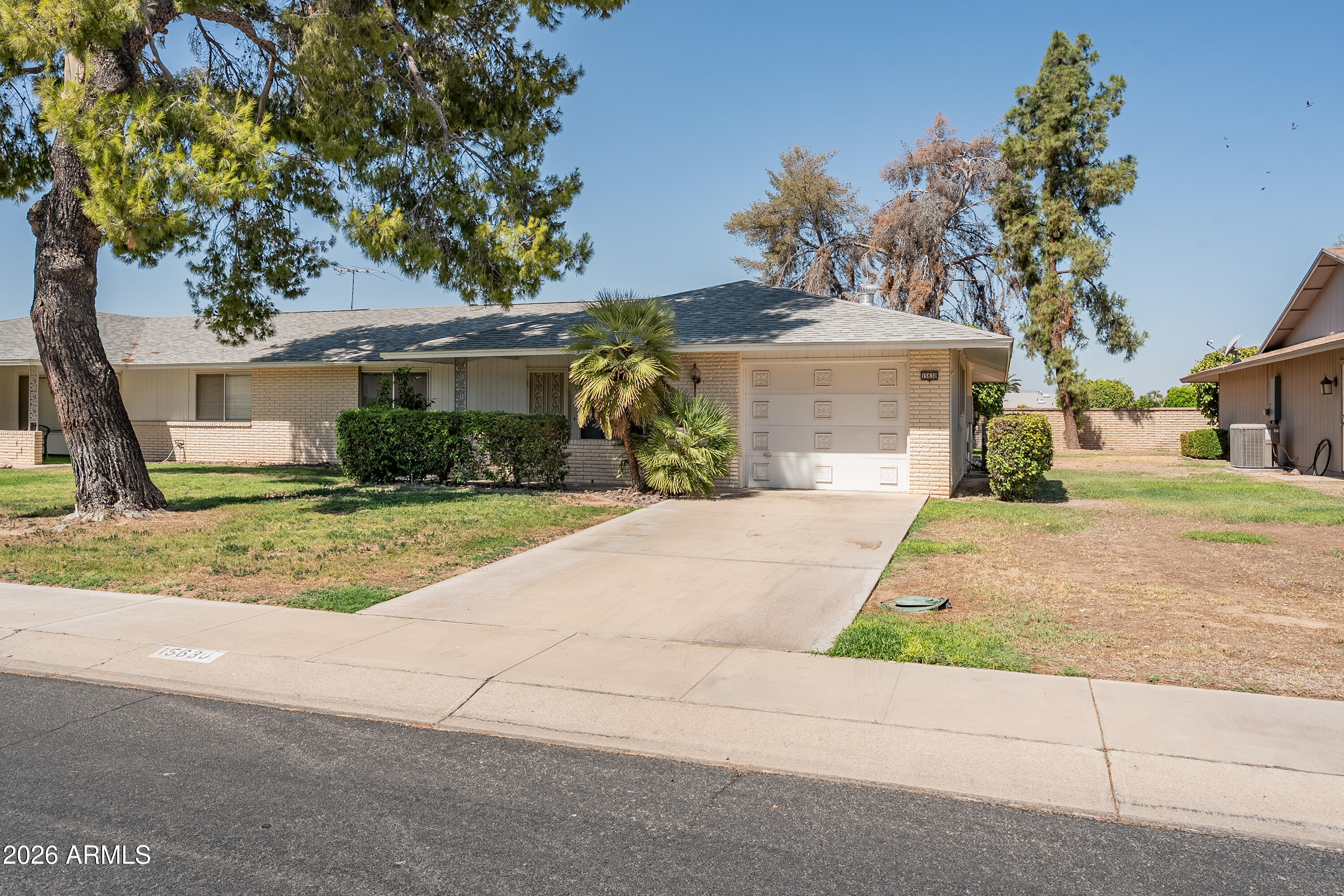 15630 N Lakeforest Drive, Sun City, AZ 85351