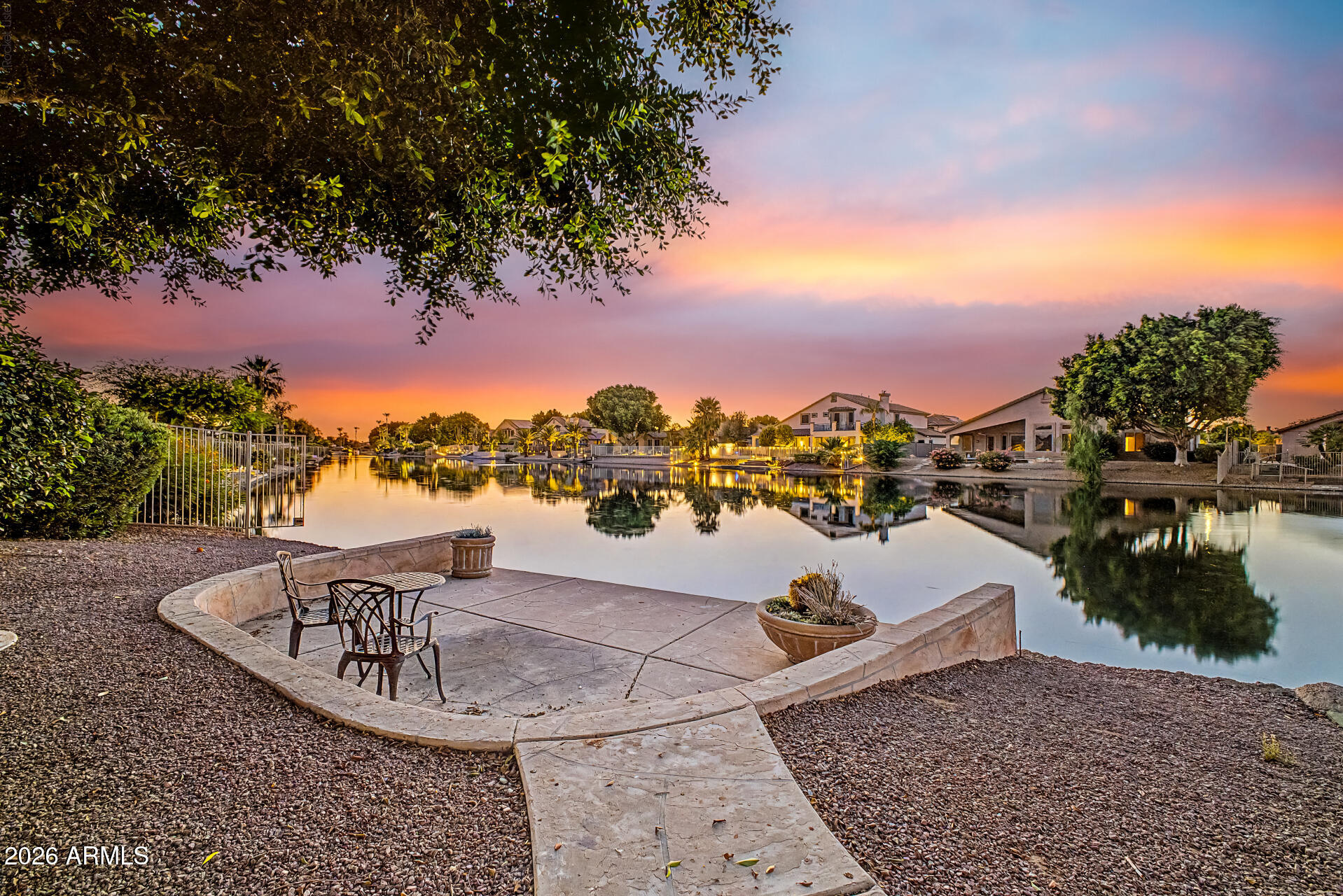 6950 W ROSE GARDEN Lane, Glendale, AZ 85308