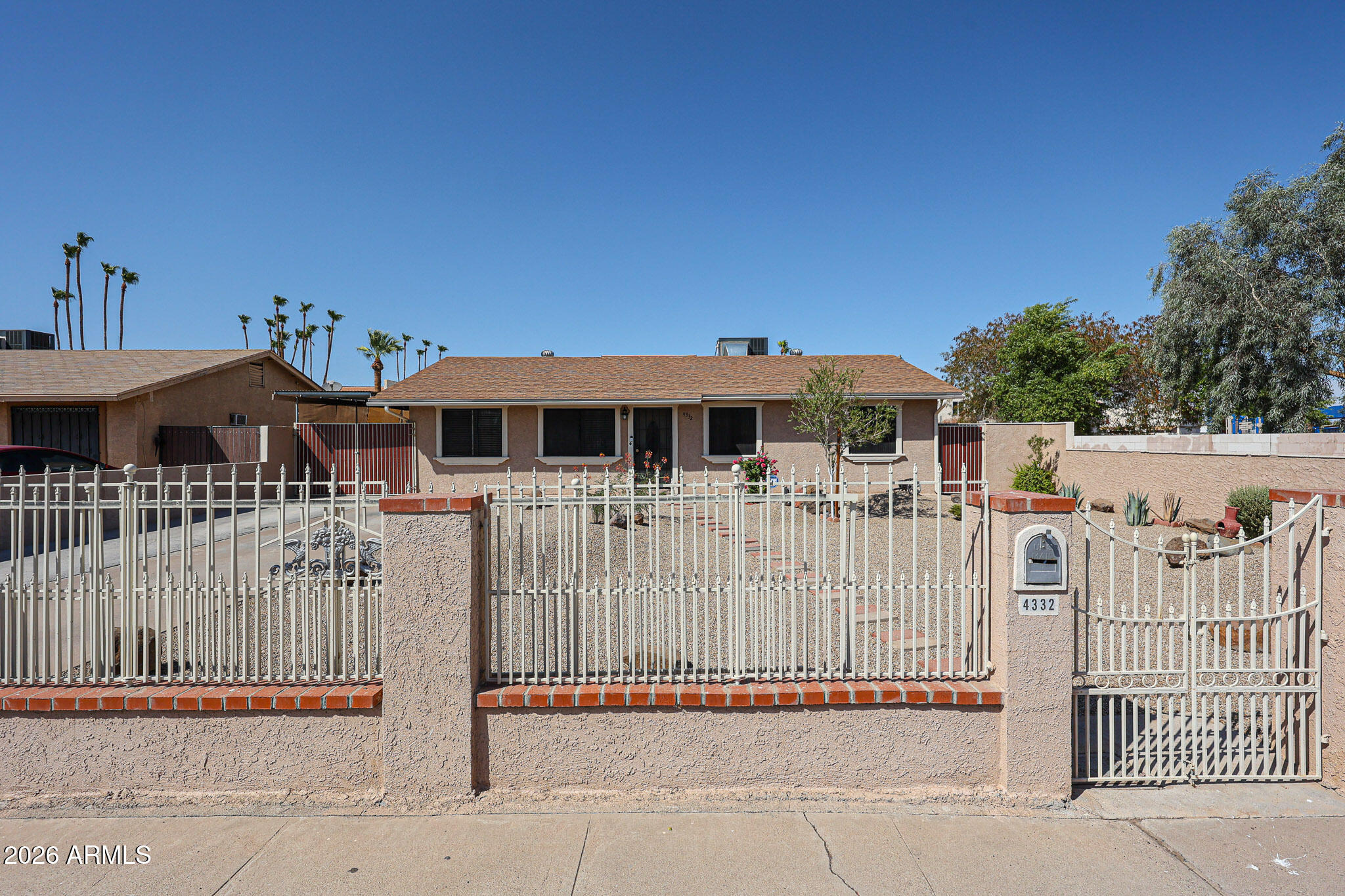 4332 W CLARENDON Avenue, Phoenix, AZ 85031