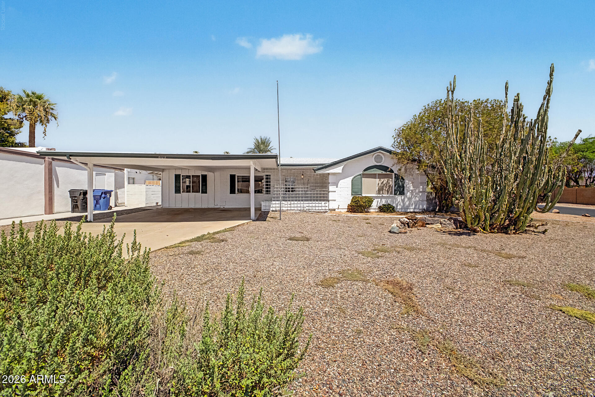 809 S Saranac Avenue, Mesa, AZ 85208