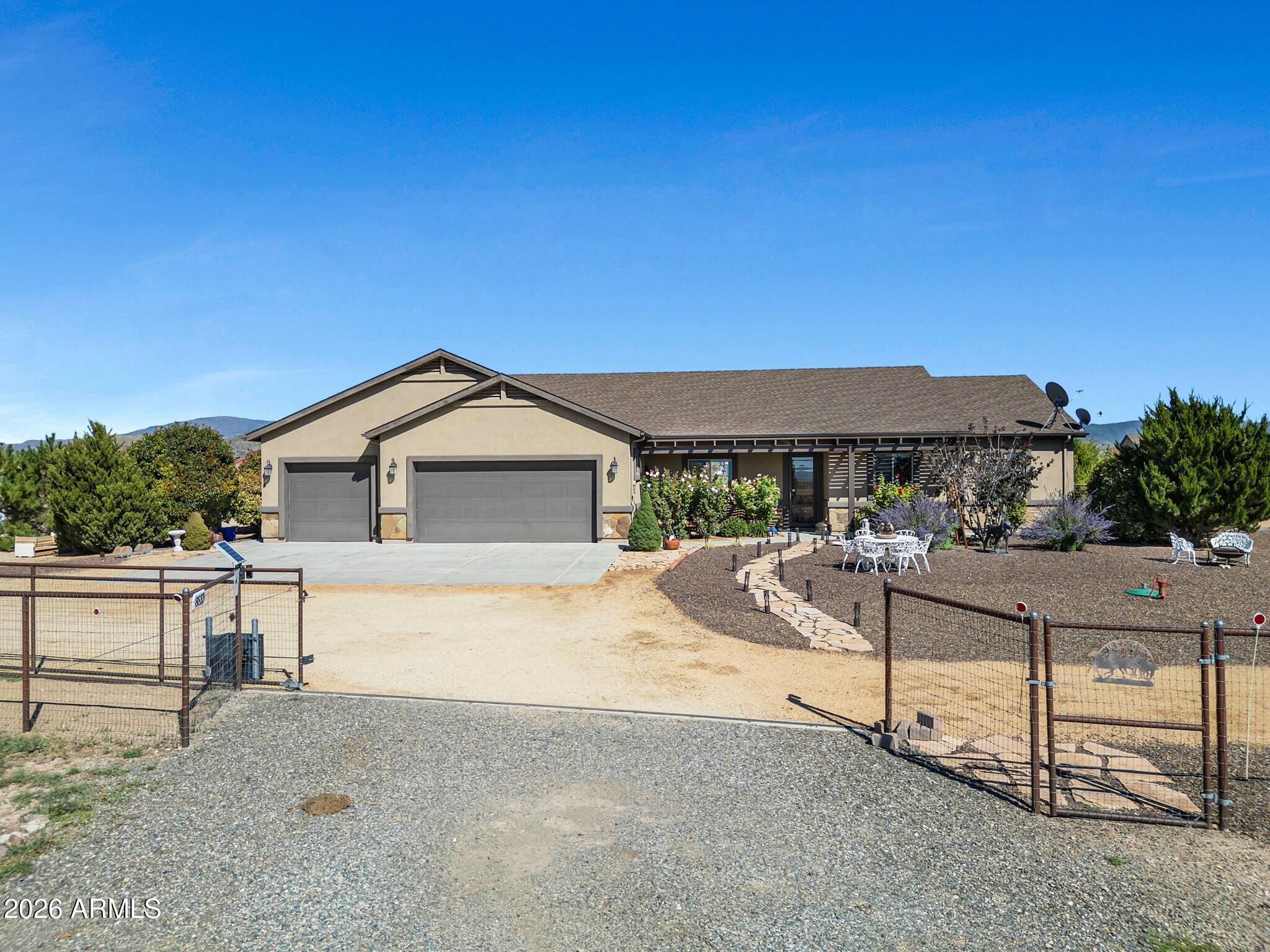 8833 N GRASS VALLEY Lane, Prescott Valley, AZ 86315