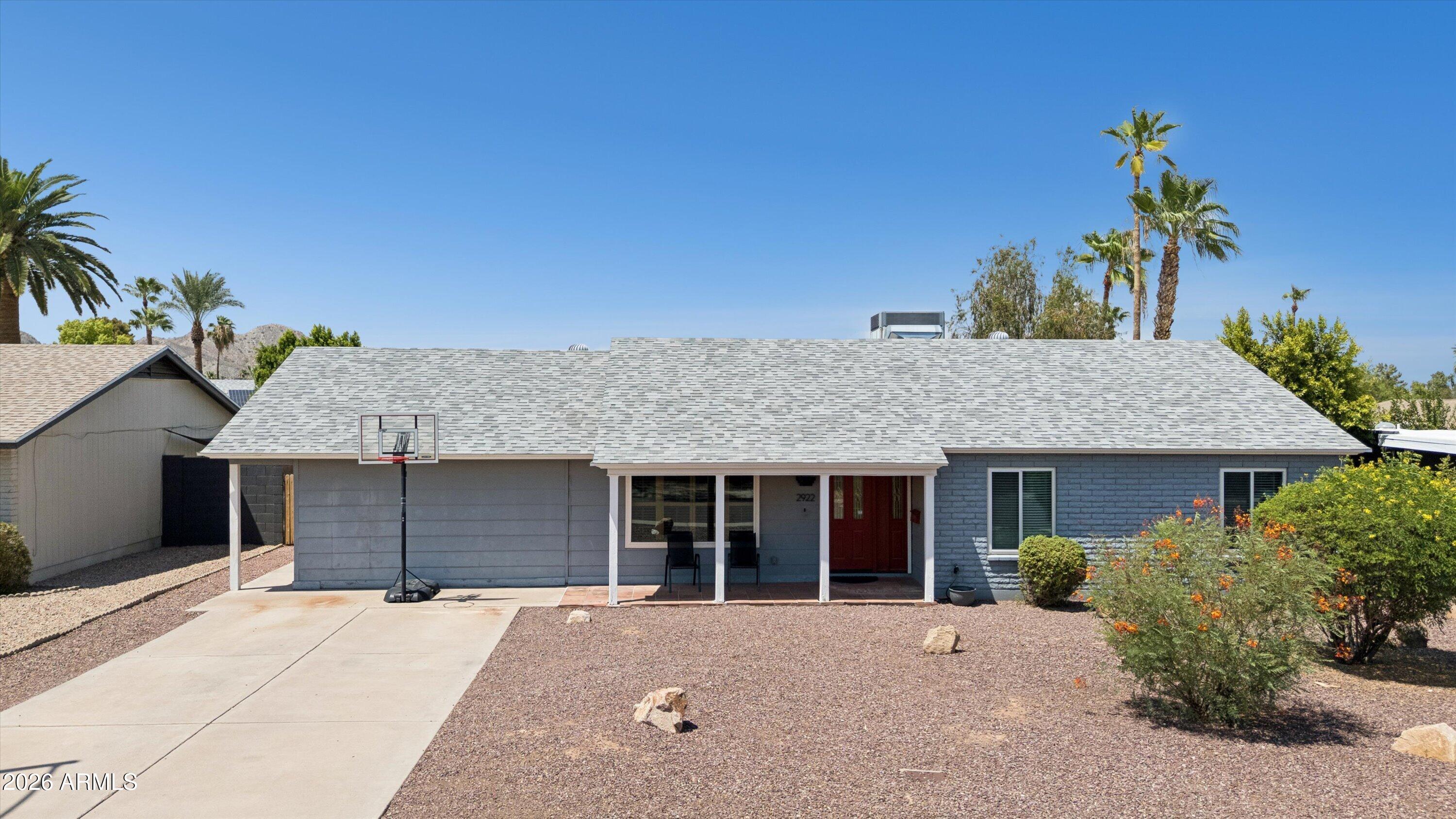2922 E ALTADENA Avenue, Phoenix, AZ 85028