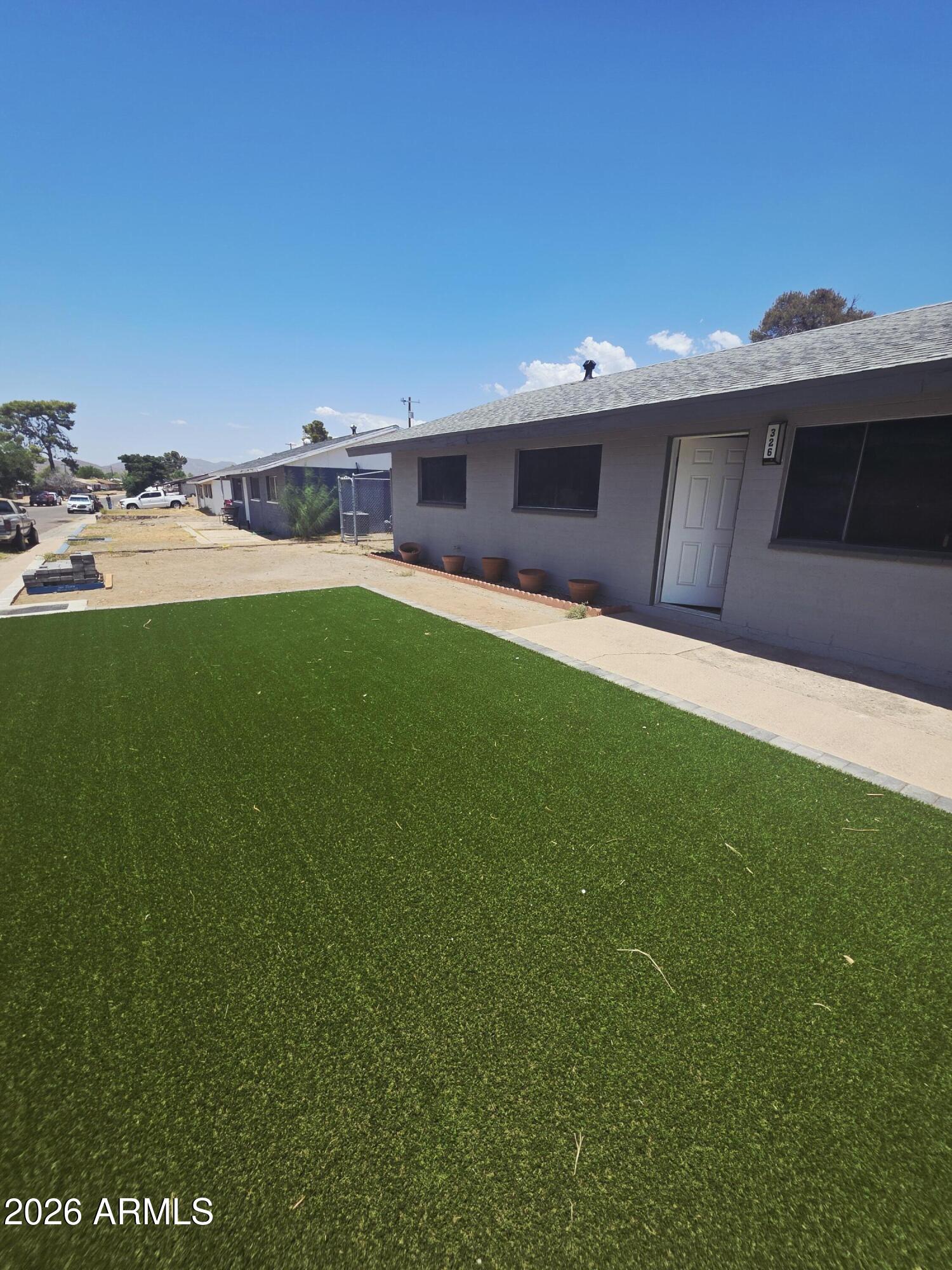 326 W GREENWICH Road, Kearny, AZ 85137
