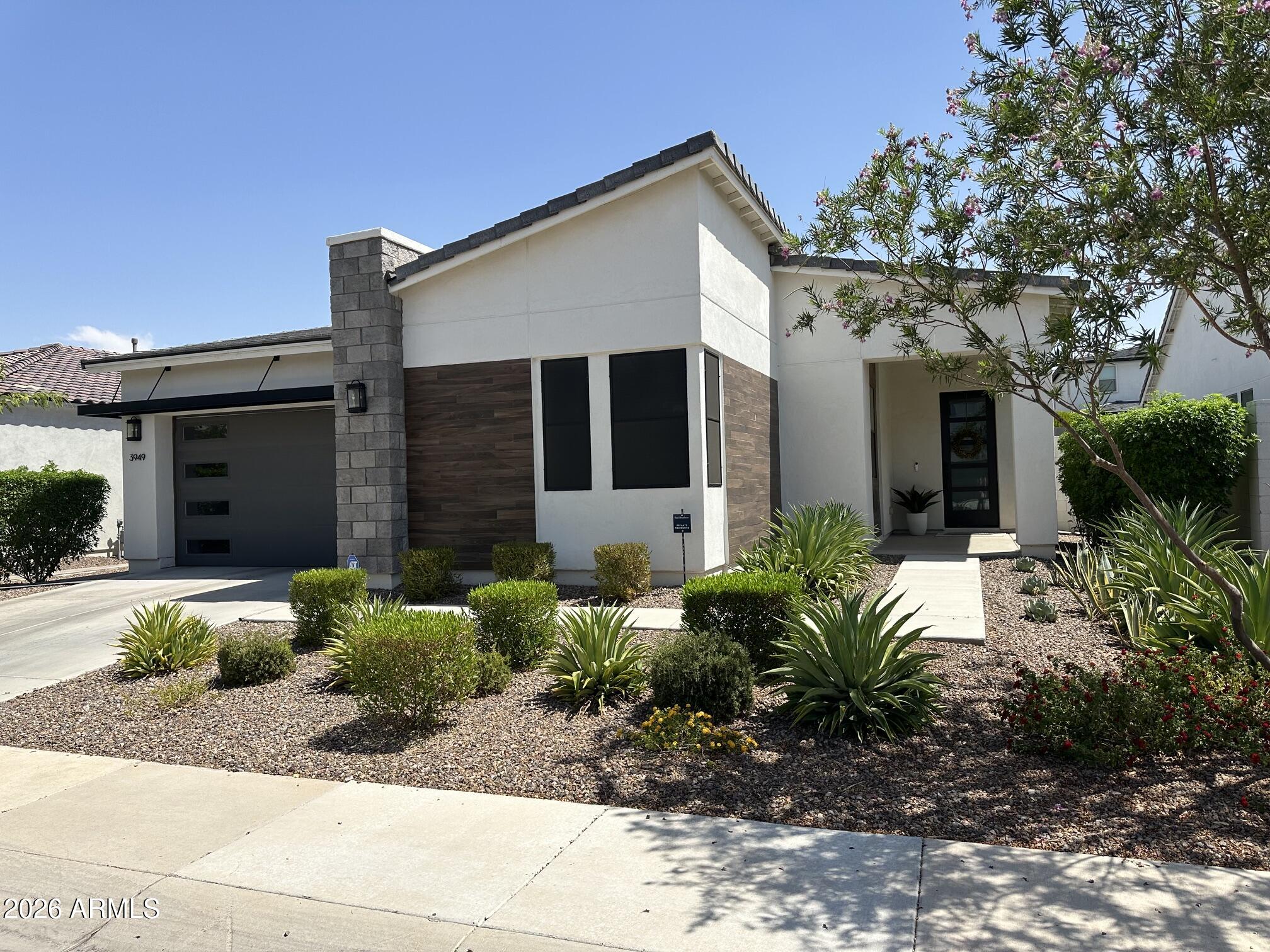3949 W BRASS Lane, San Tan Valley, AZ 85144