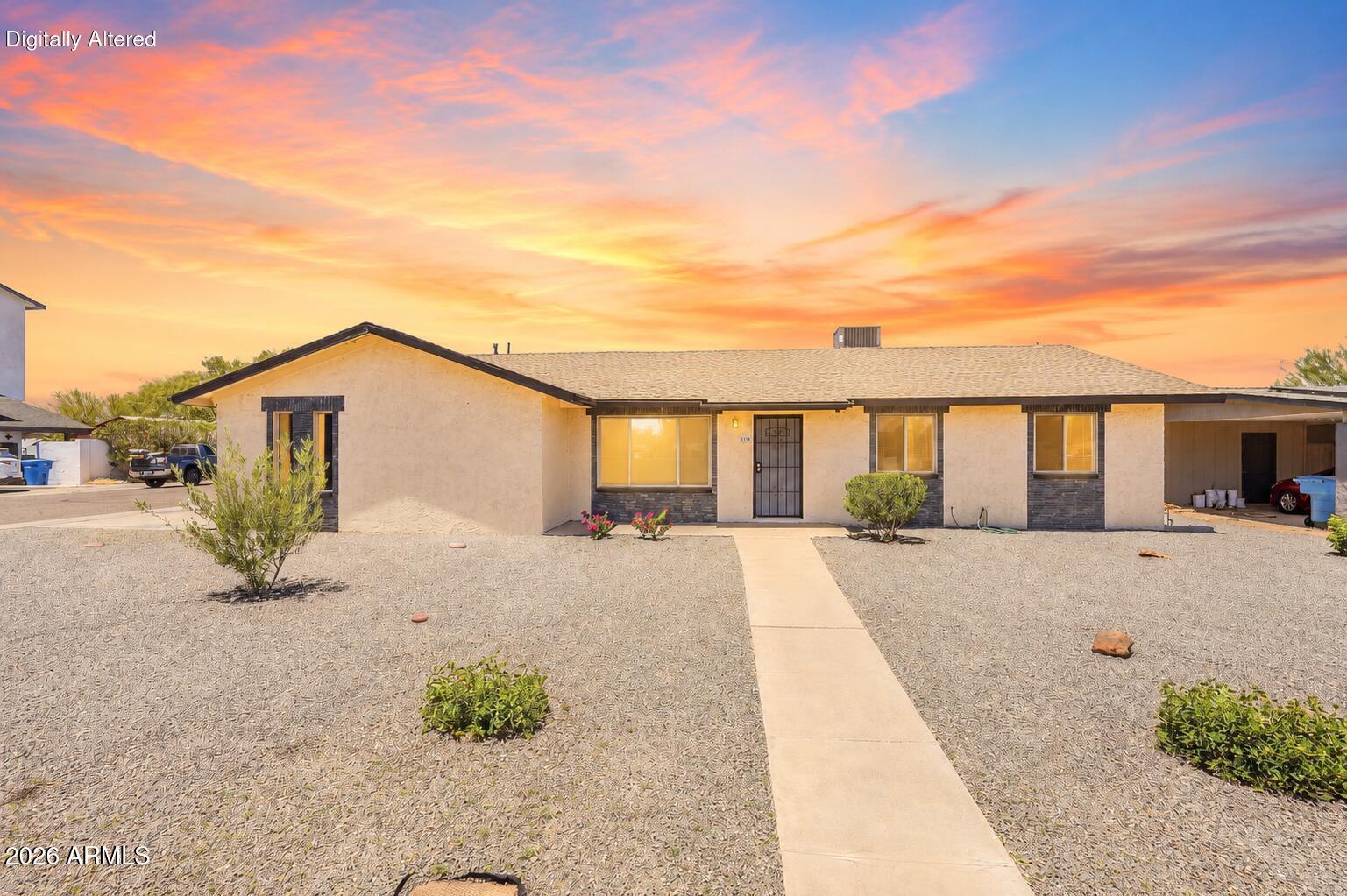2826 E CACTUS Road, Phoenix, AZ 85032