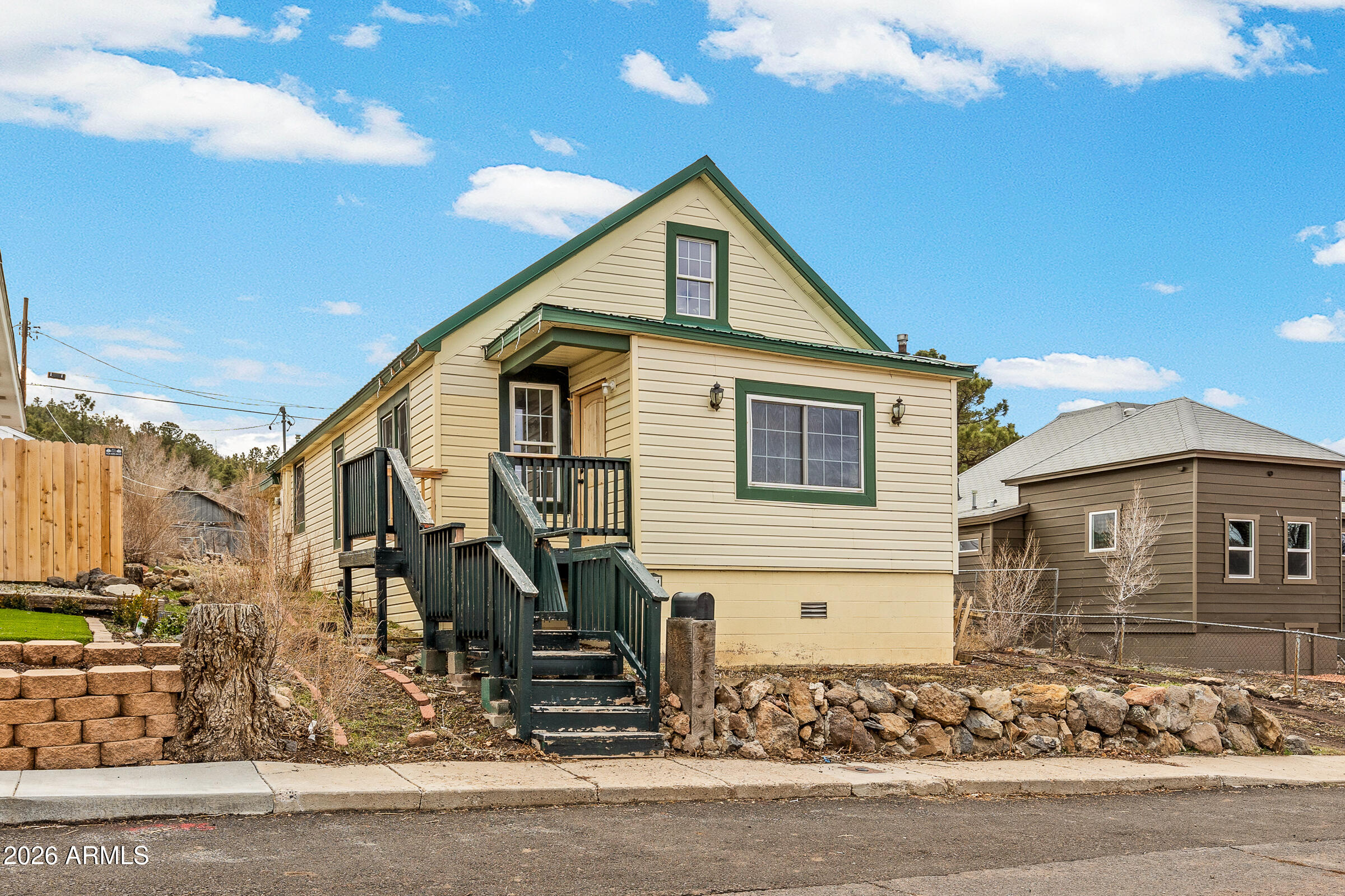 114 E SHERMAN Avenue, Williams, AZ 86046