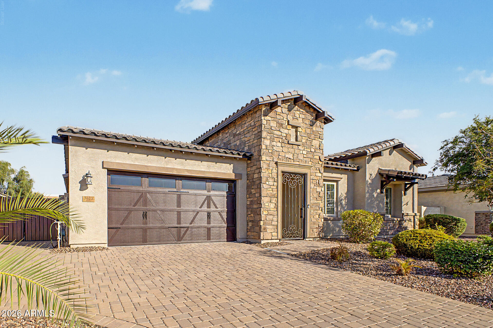 7623 S BARLOW Drive, Gilbert, AZ 85298