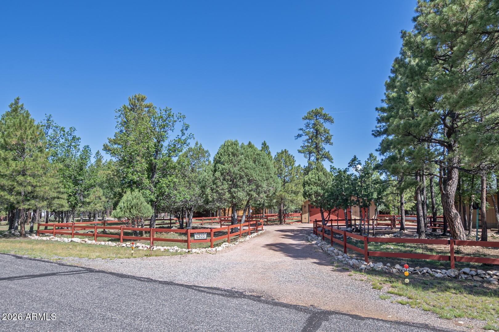4303 NAVAJO Drive, Happy Jack, AZ 86024