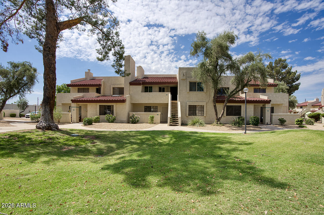 2020 W UNION HILLS Drive 114, Phoenix, AZ 85027