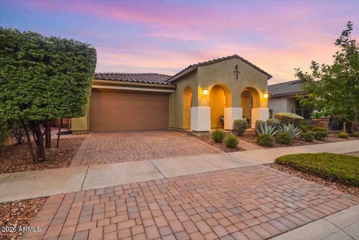 10117 E WAVELENGTH Avenue, Mesa, AZ 85212