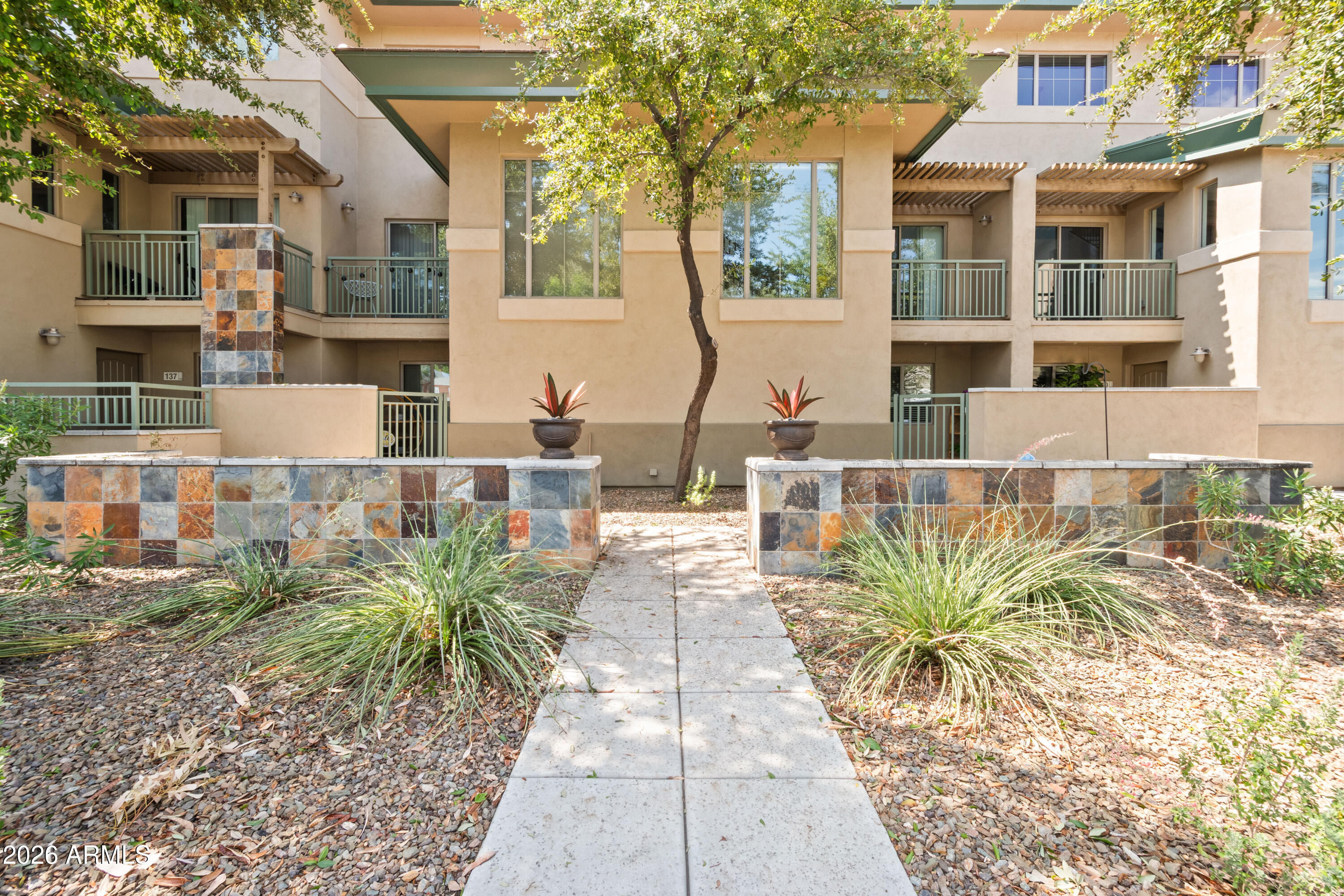 815 E ROSE Lane 139, Phoenix, AZ 85014