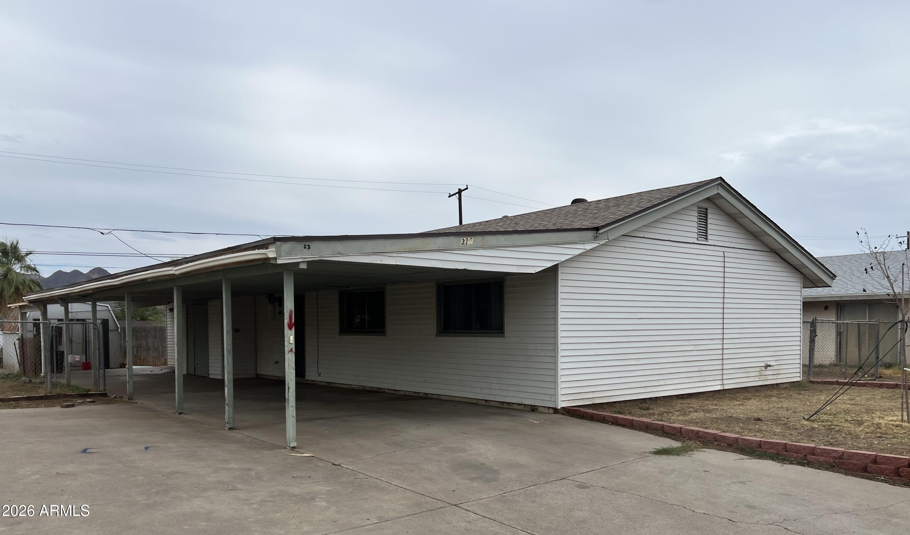 315 W FAIRHAVEN Road, Kearny, AZ 85137