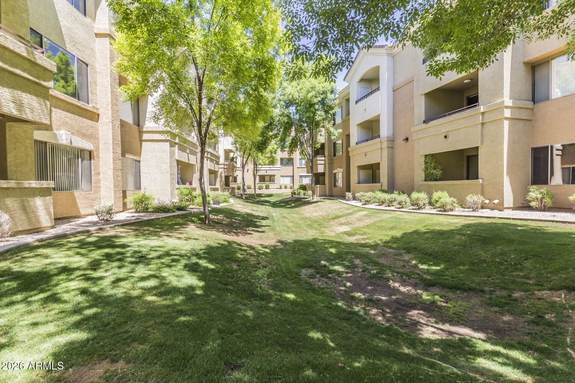 18416 N CAVE CREEK Road 3002, Phoenix, AZ 85032