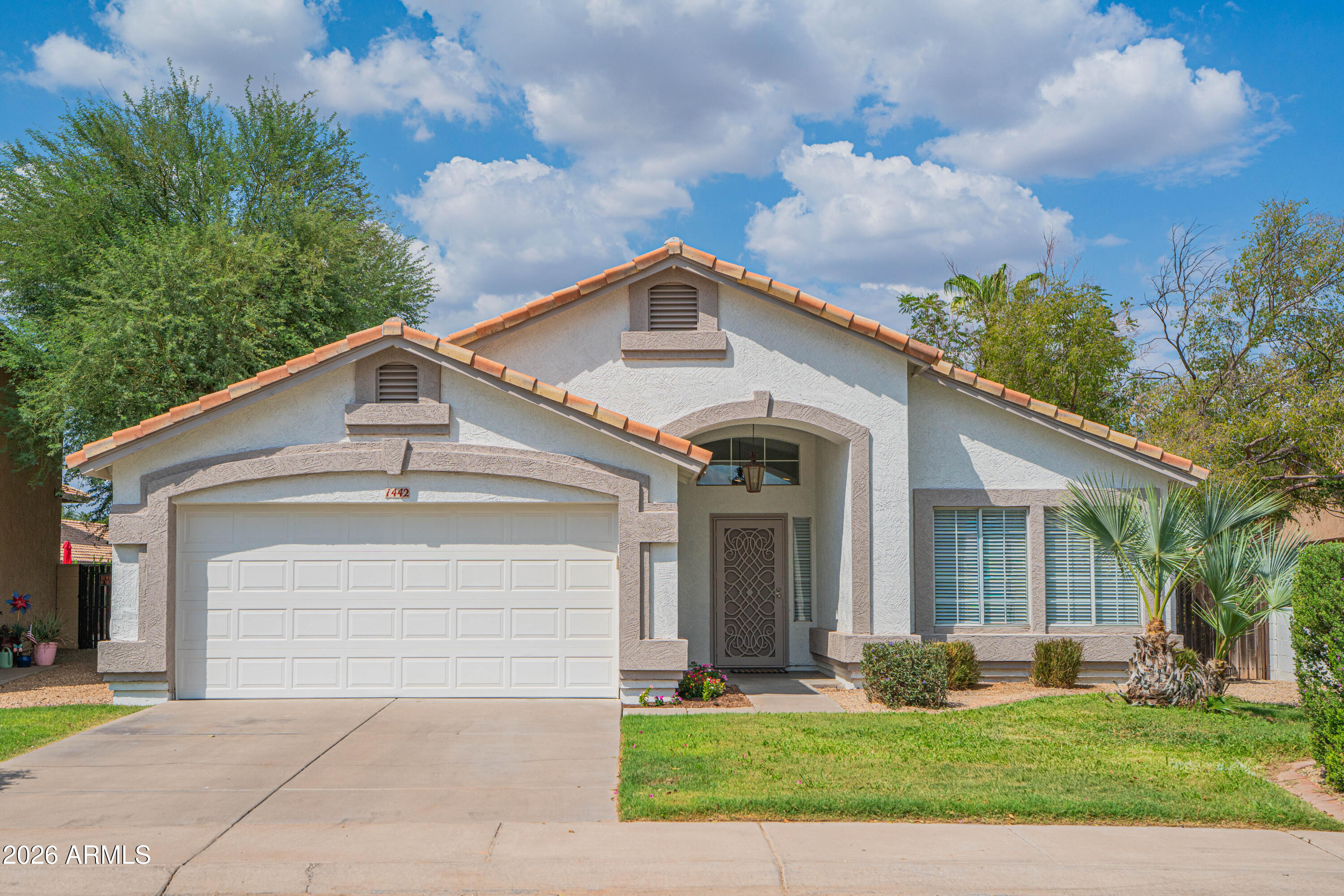 1442 W GLENMERE Drive, Chandler, AZ 85224