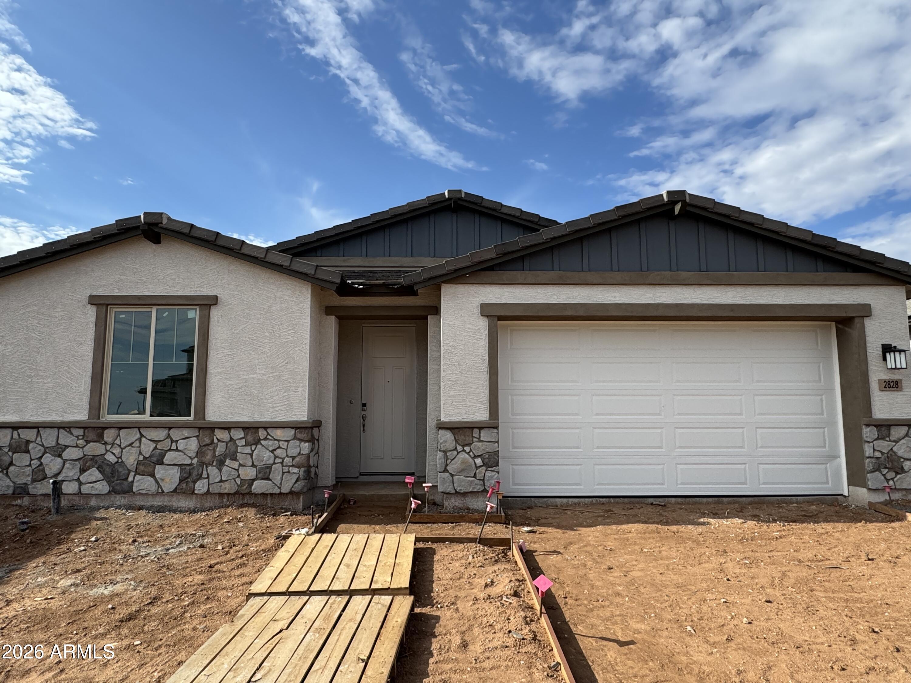 2828 E Mecklenburg Way, San Tan Valley, AZ 85143