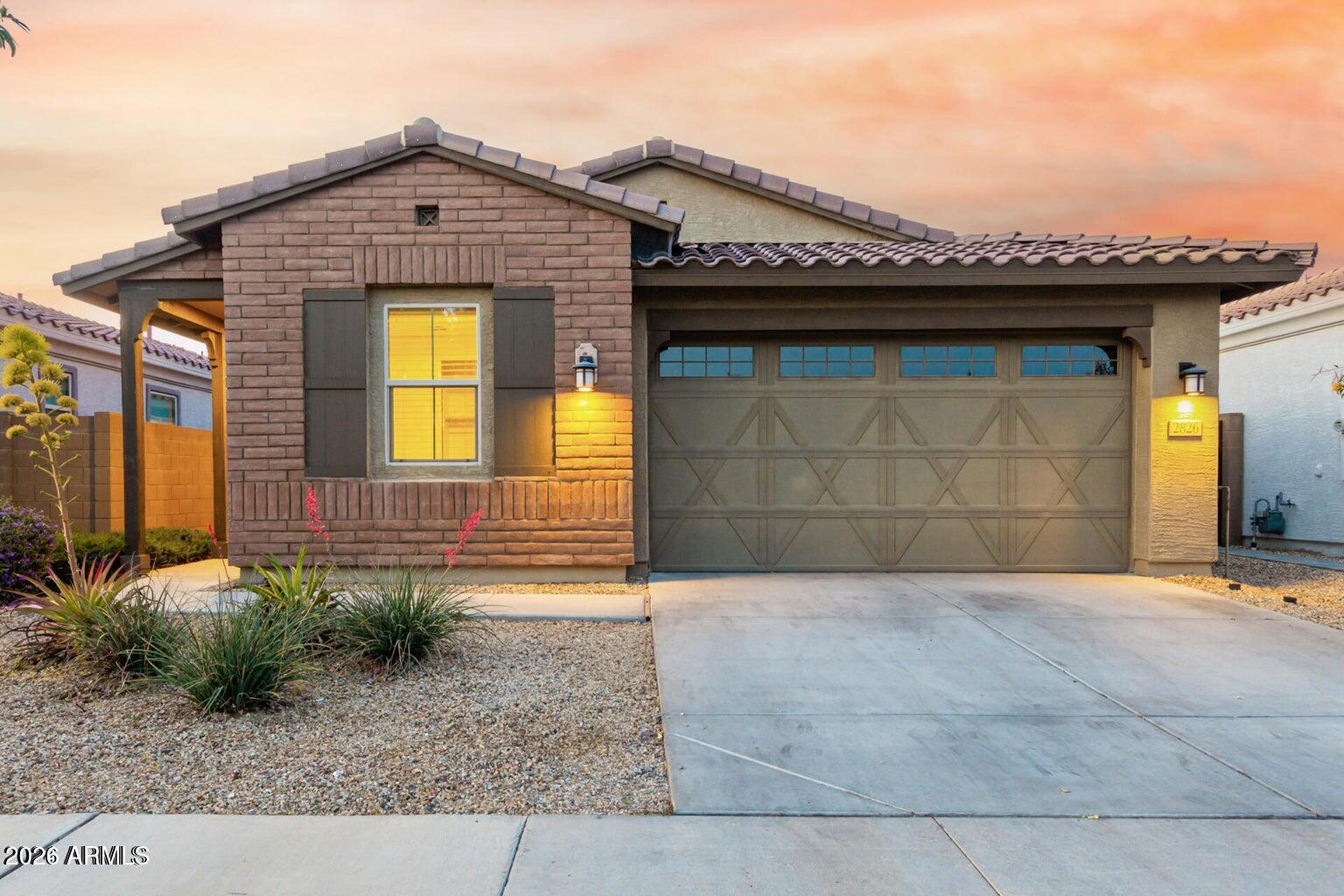 2826 E FRAKTUR Road, Phoenix, AZ 85040