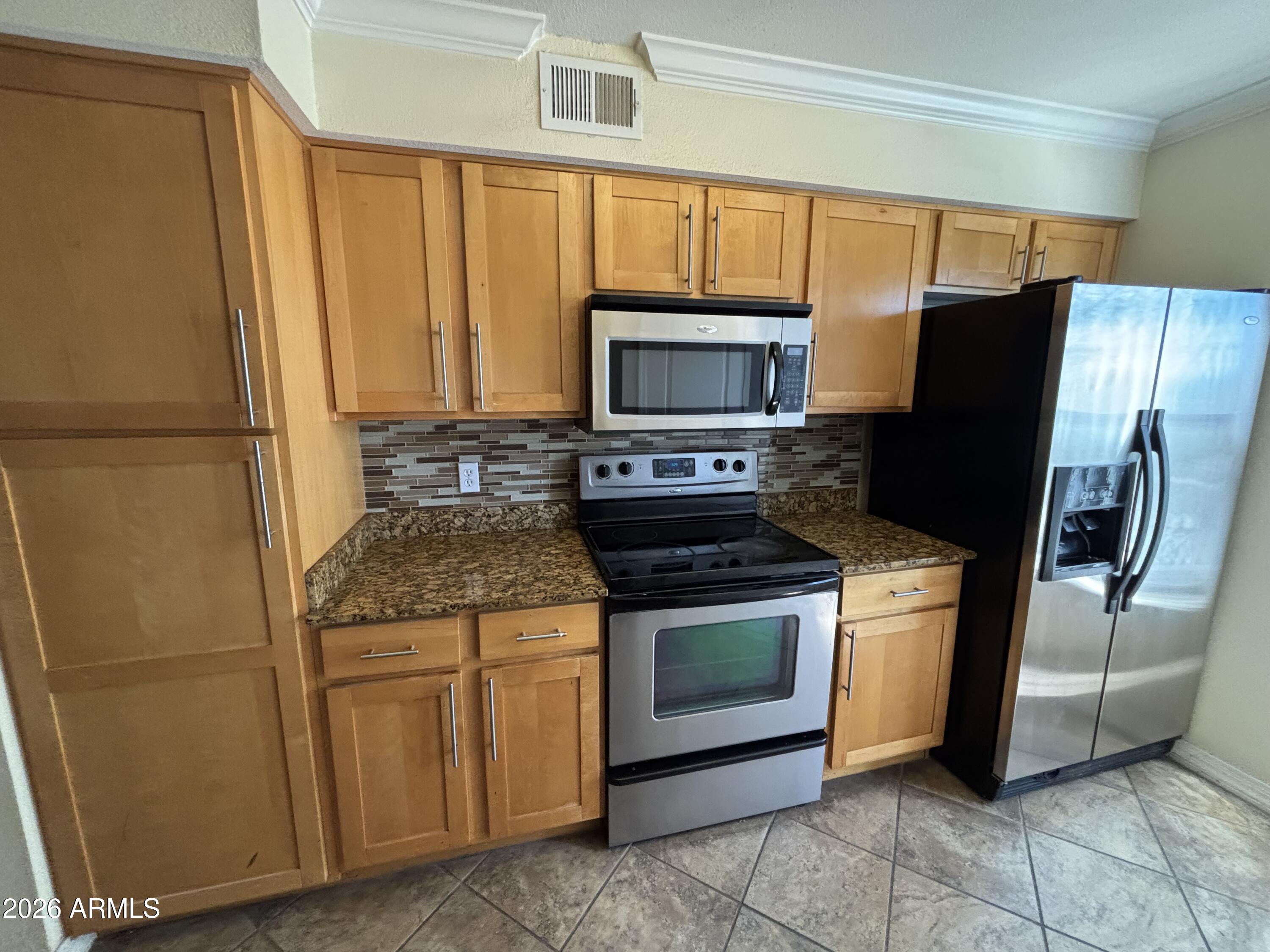 2025 E CAMPBELL Avenue 335, Phoenix, AZ 85016