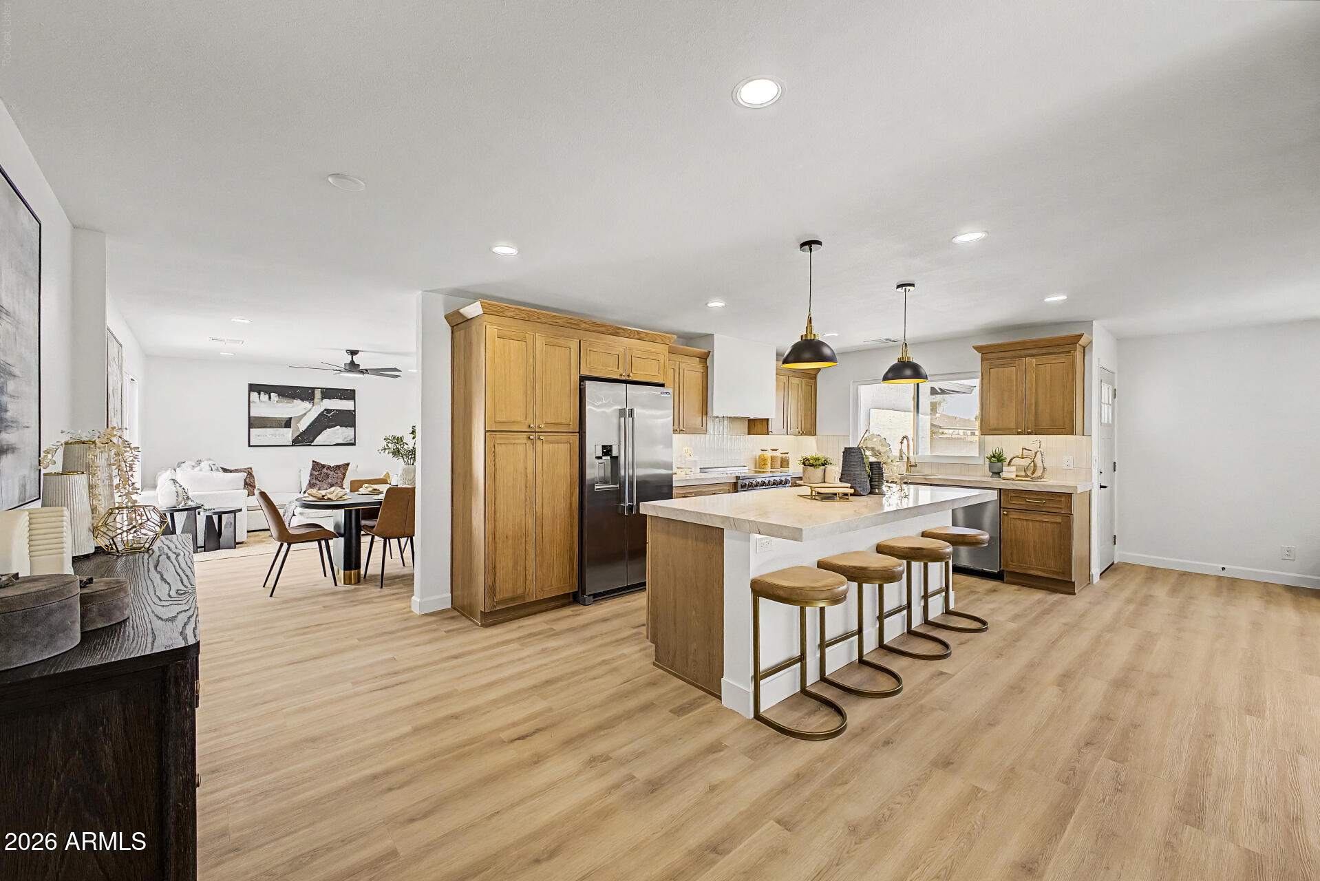 4916 W GROVERS Avenue, Glendale, AZ 85308