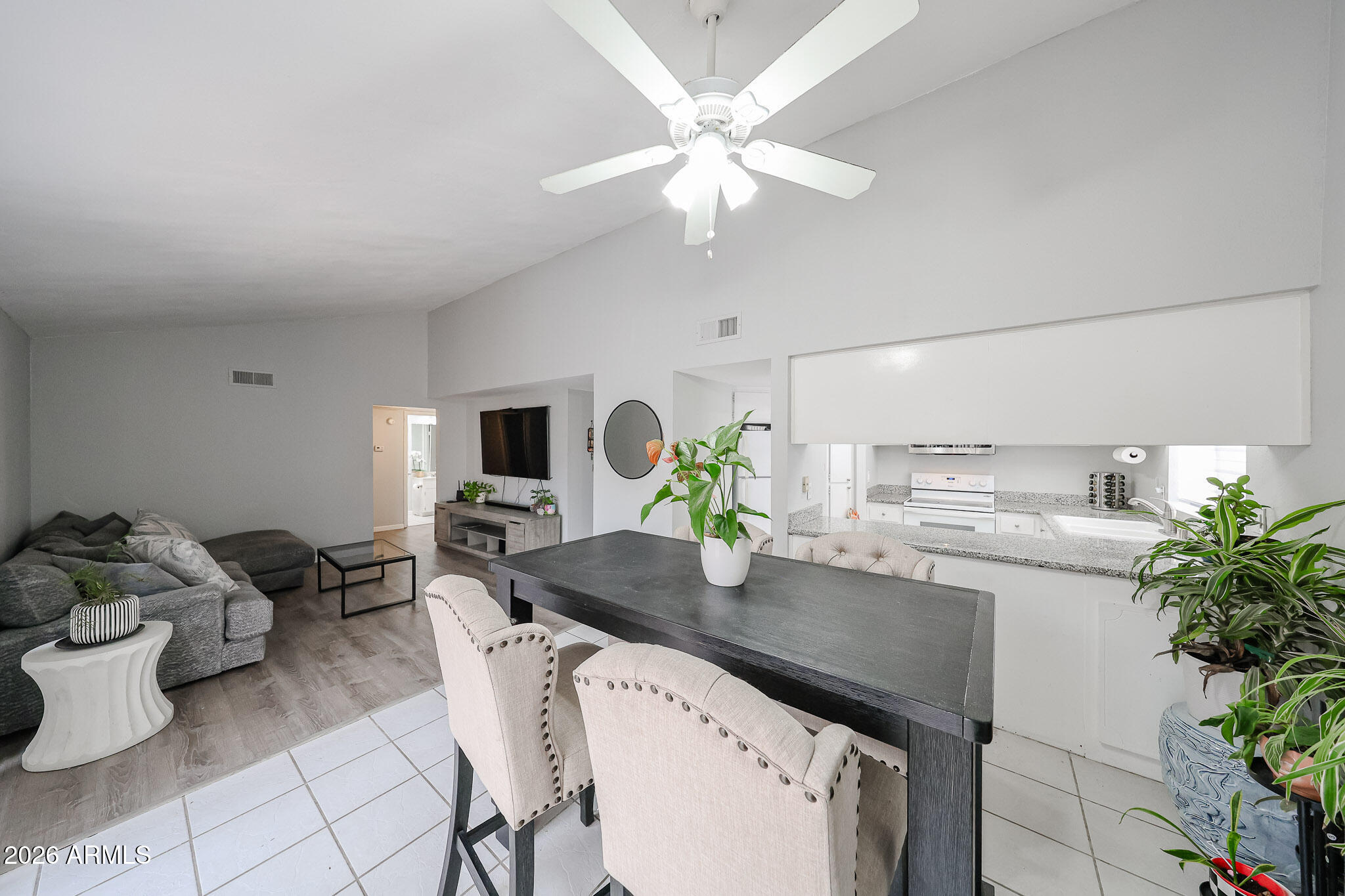 1870 E KIRKLAND Lane, Tempe, AZ 85281
