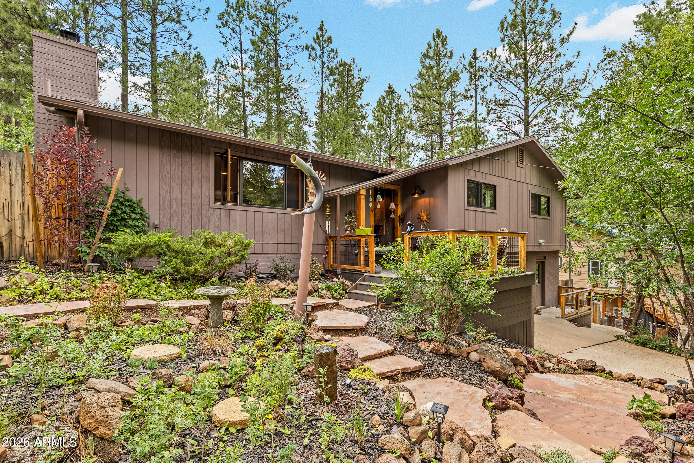3919 N Paradise Road, Flagstaff, AZ 86004