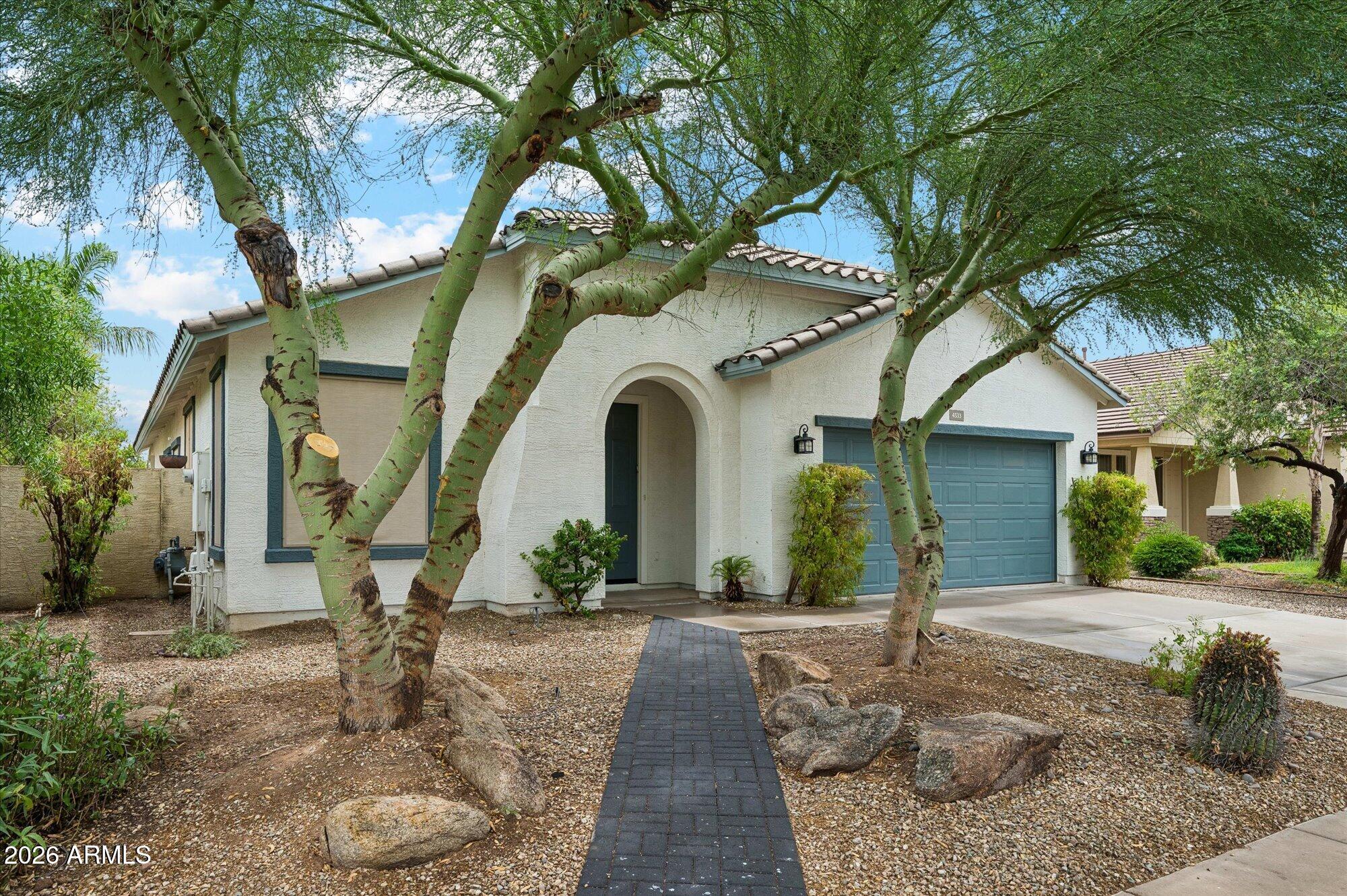 4533 E GLENEAGLE Drive, Chandler, AZ 85249
