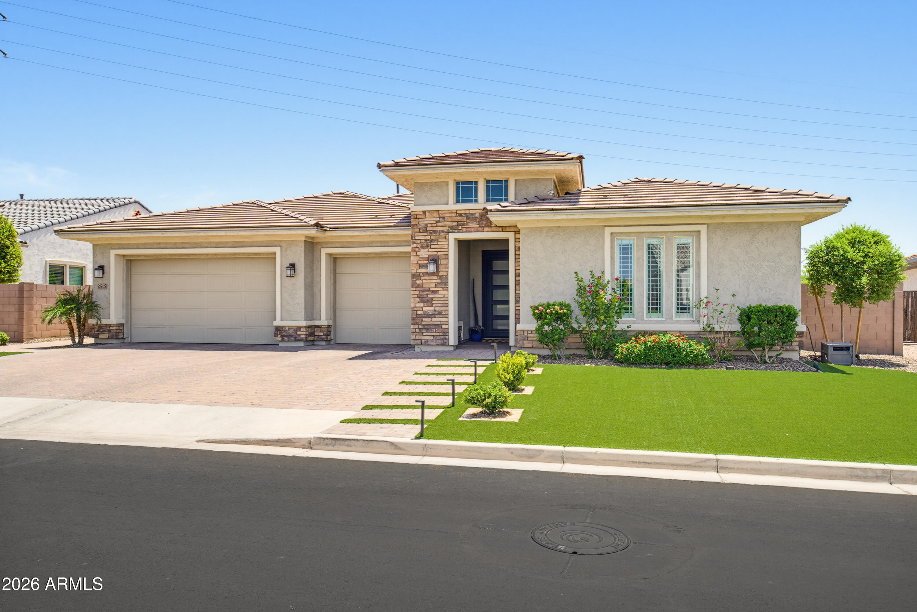 2515 E THORNTON Court, Gilbert, AZ 85297