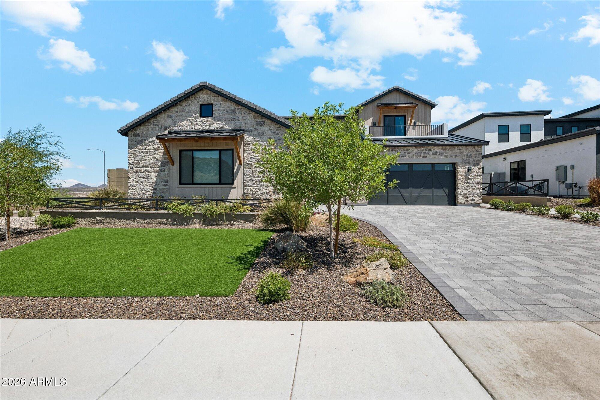 9880 W BLACK HILL Road, Peoria, AZ 85383