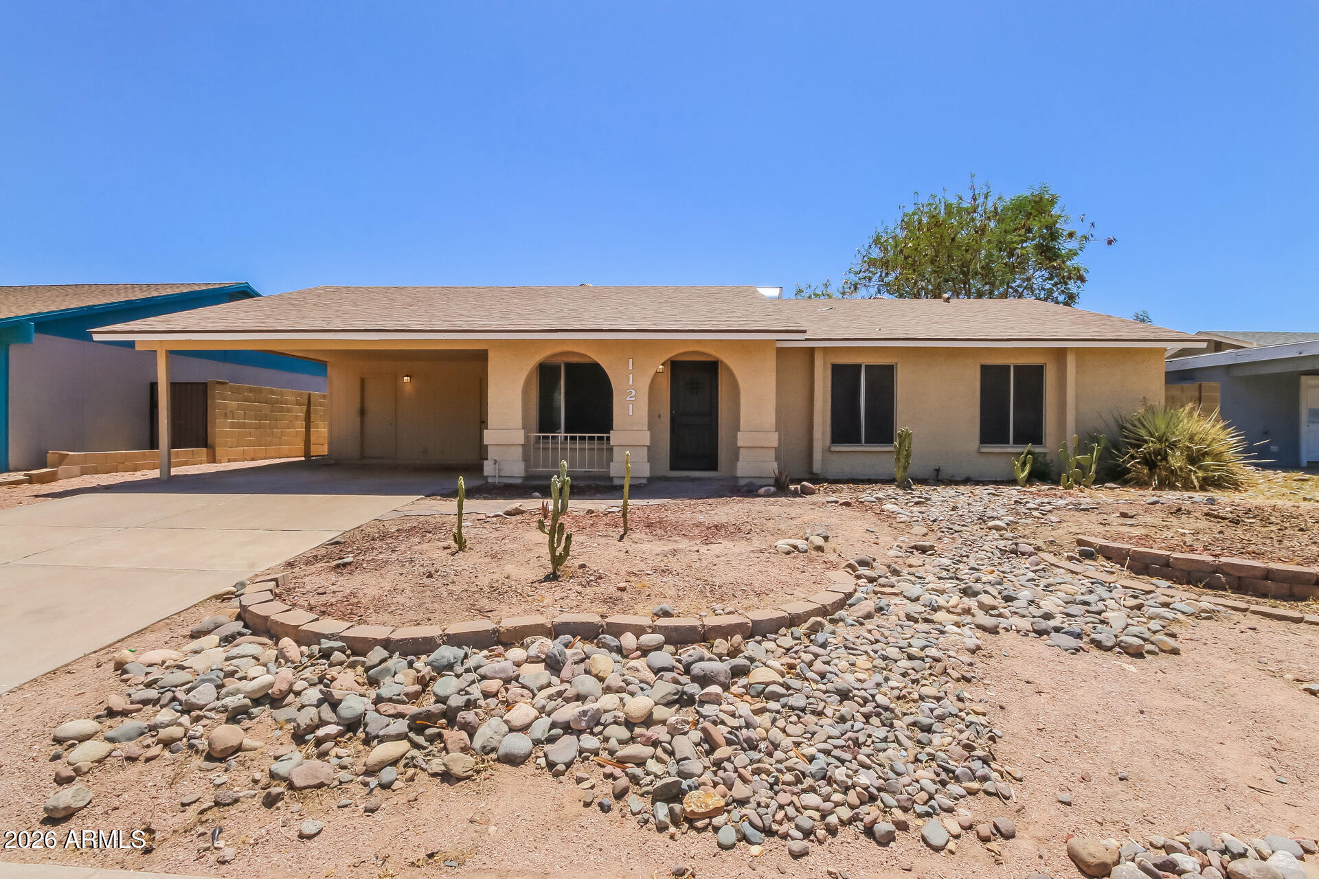 1121 W LAGUNA AZUL Avenue, Mesa, AZ 85210