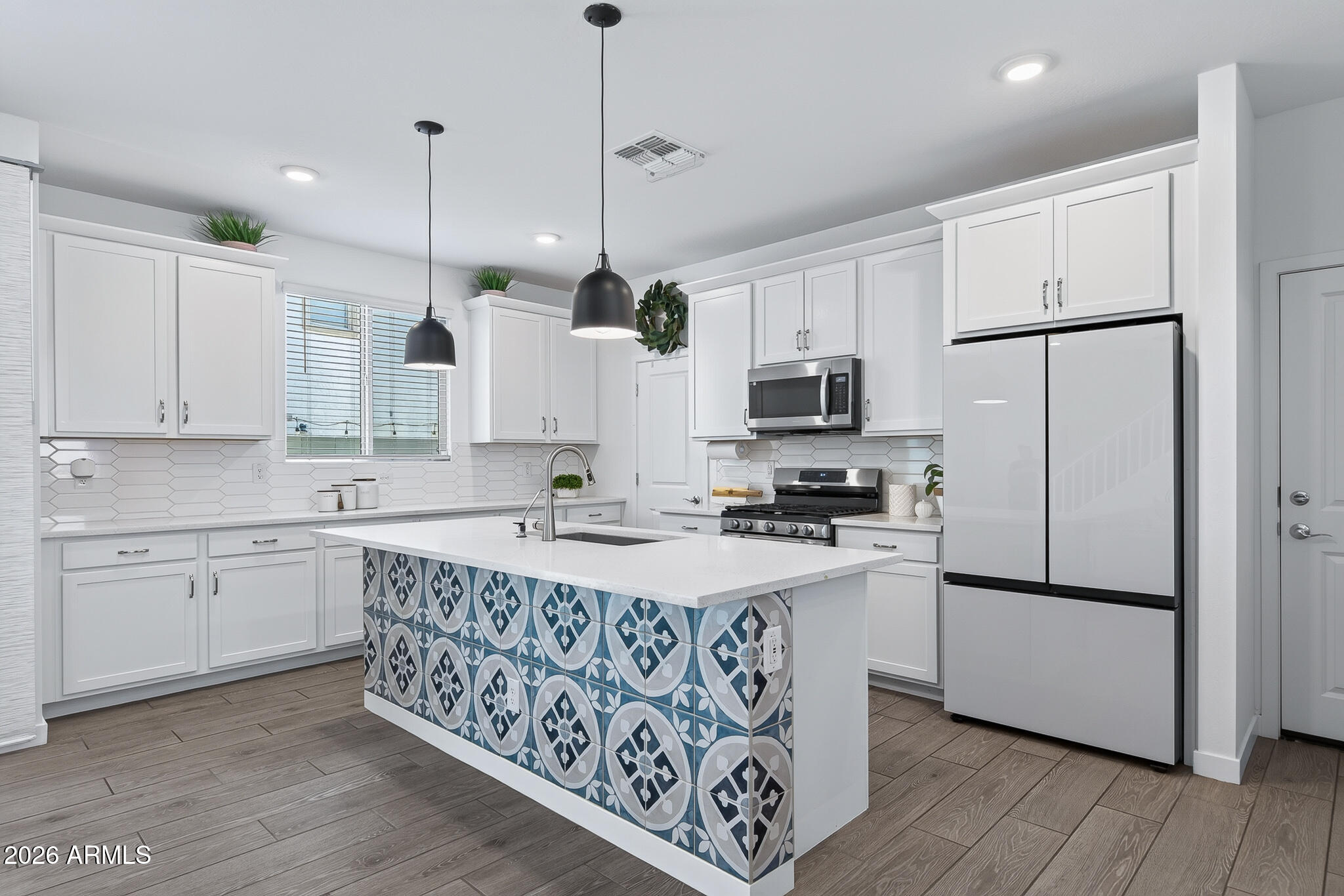 18178 W RAVEN Road, Goodyear, AZ 85338