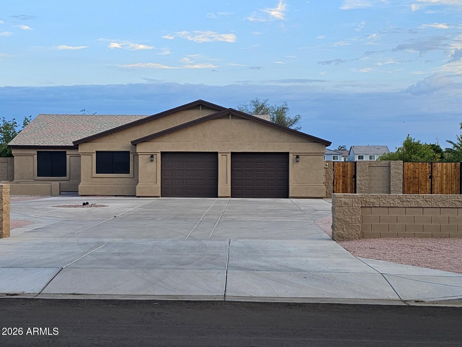 6019 W GREENBRIAR Drive, Glendale, AZ 85308