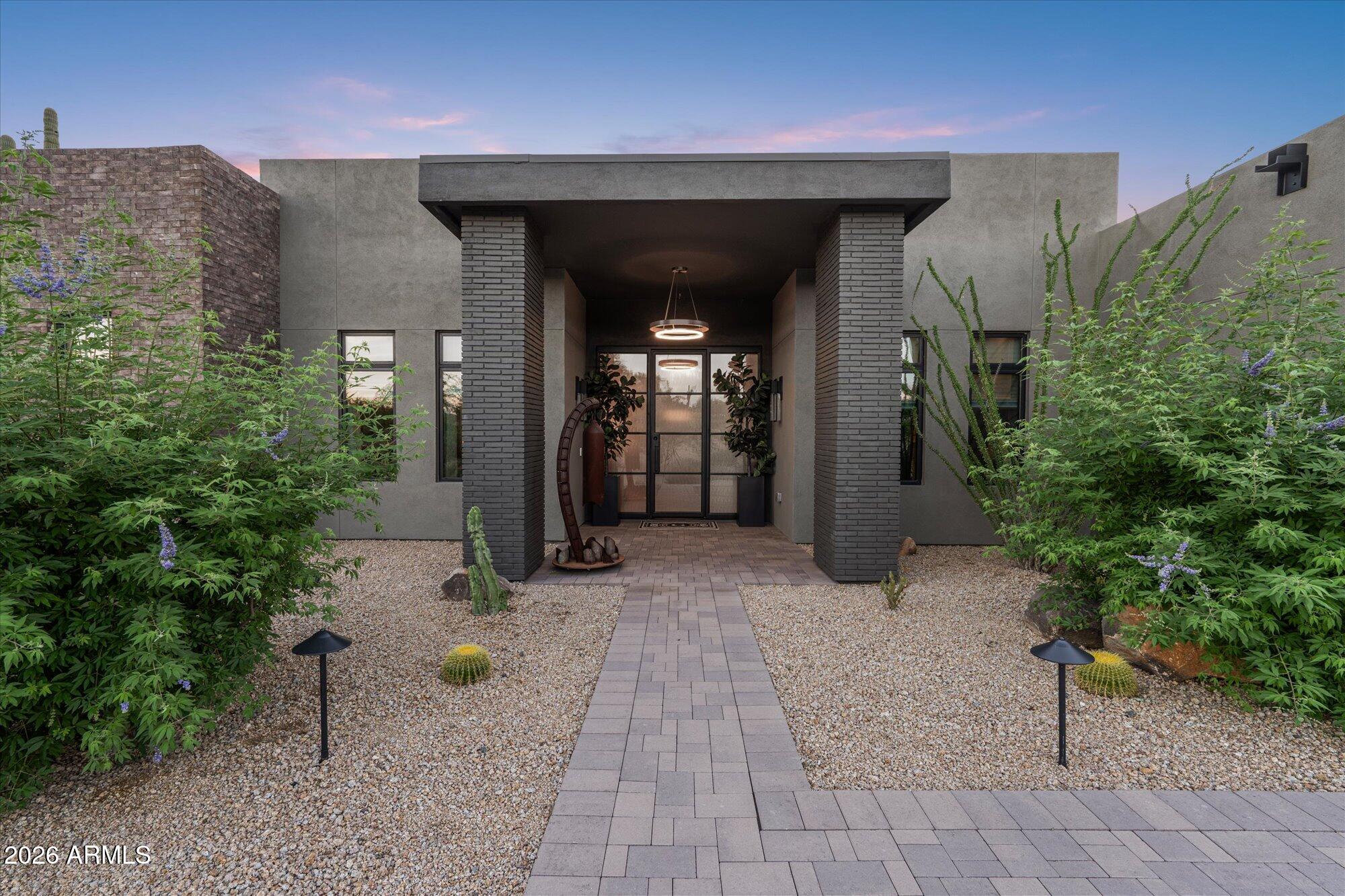 9243 E VISTA Drive, Scottsdale, AZ 85262