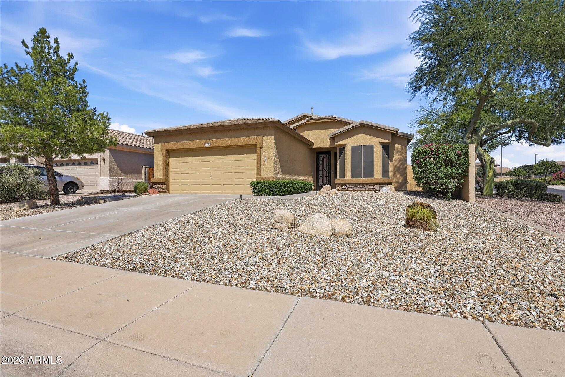1795 S COLE Drive, Gilbert, AZ 85295
