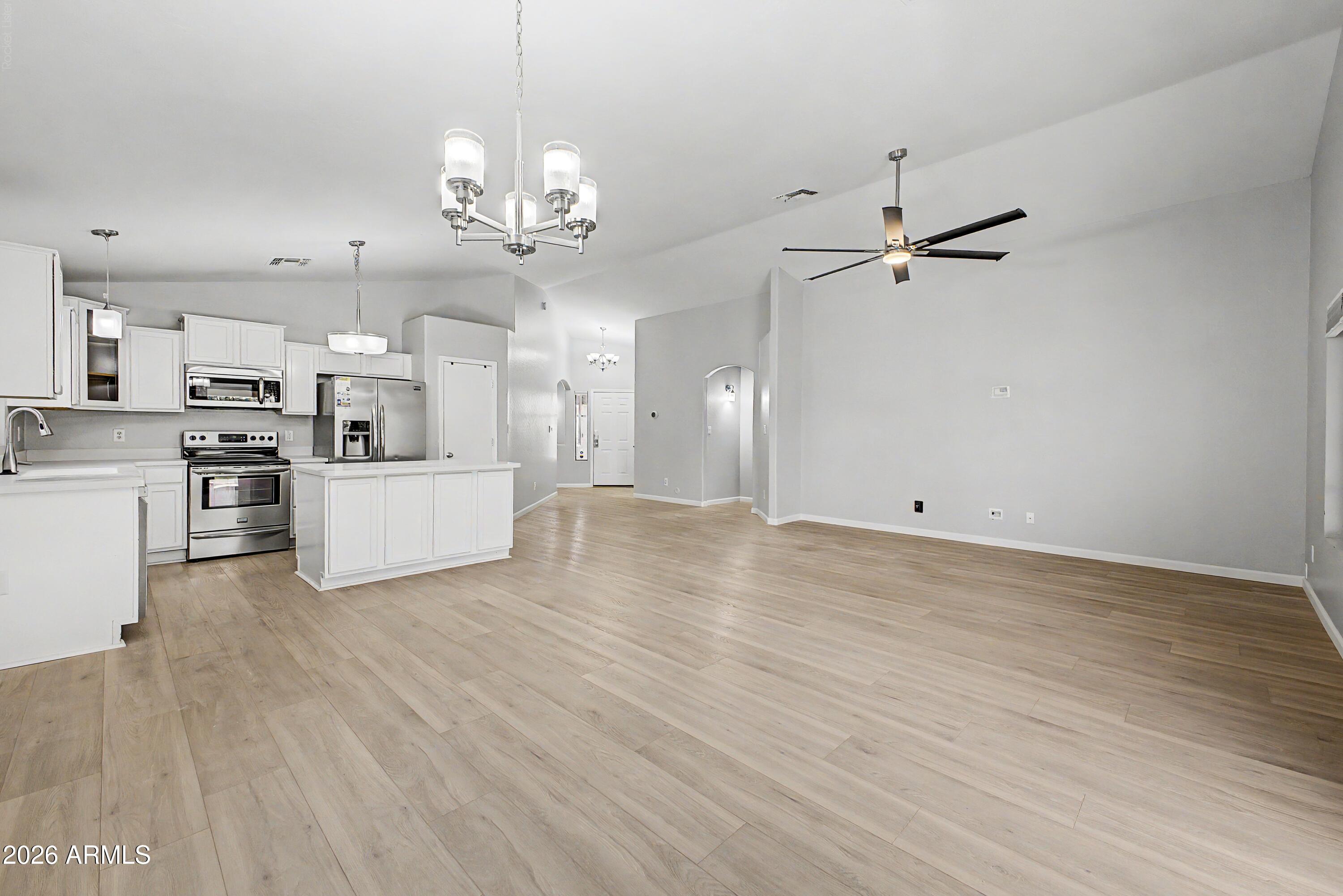 13201 W MAUNA LOA Lane, Surprise, AZ 85379