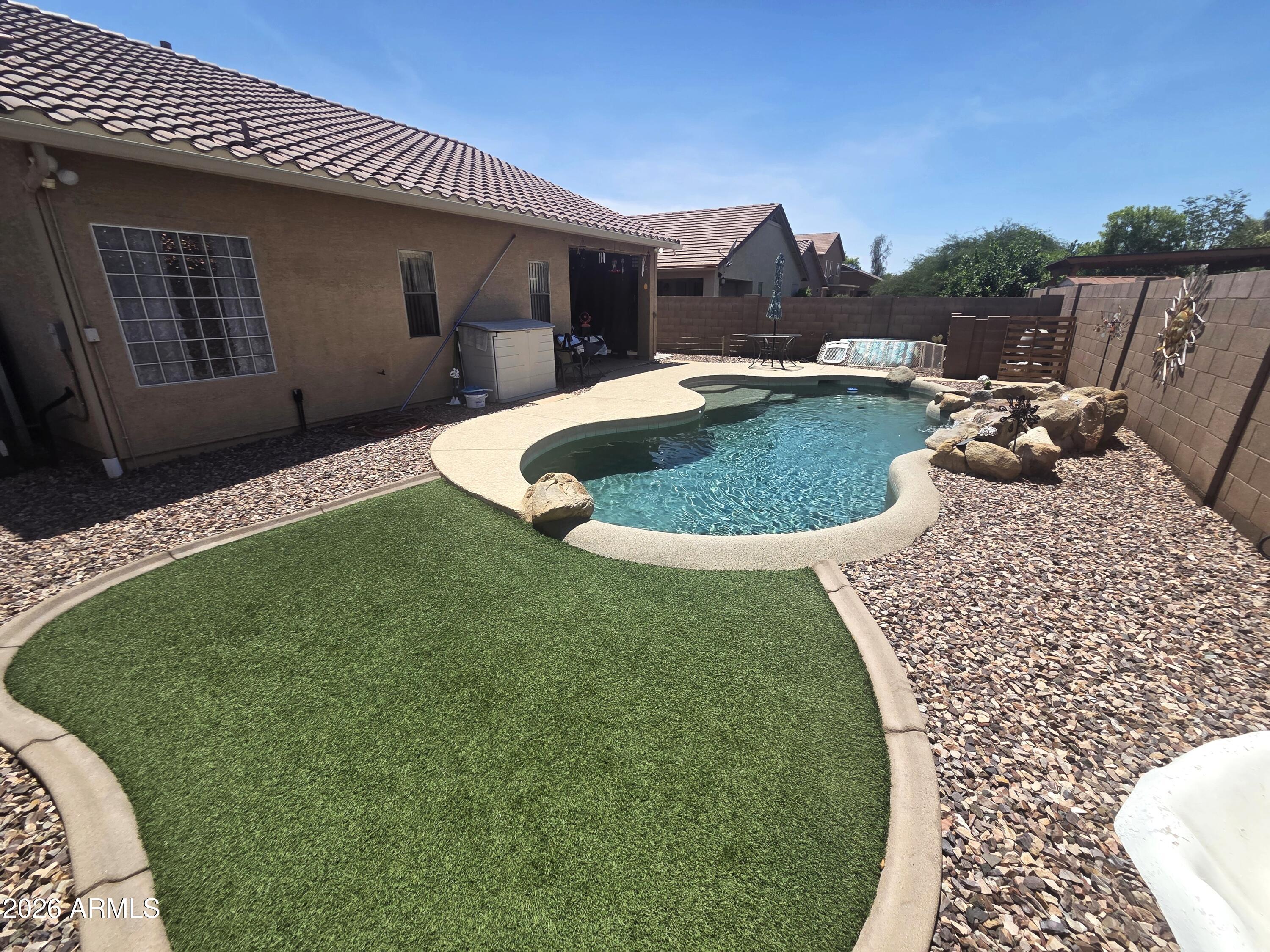 8560 W SONORA Street, Tolleson, AZ 85353