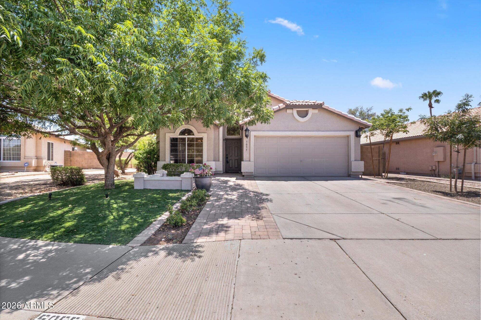 5055 E HILTON Avenue, Mesa, AZ 85206