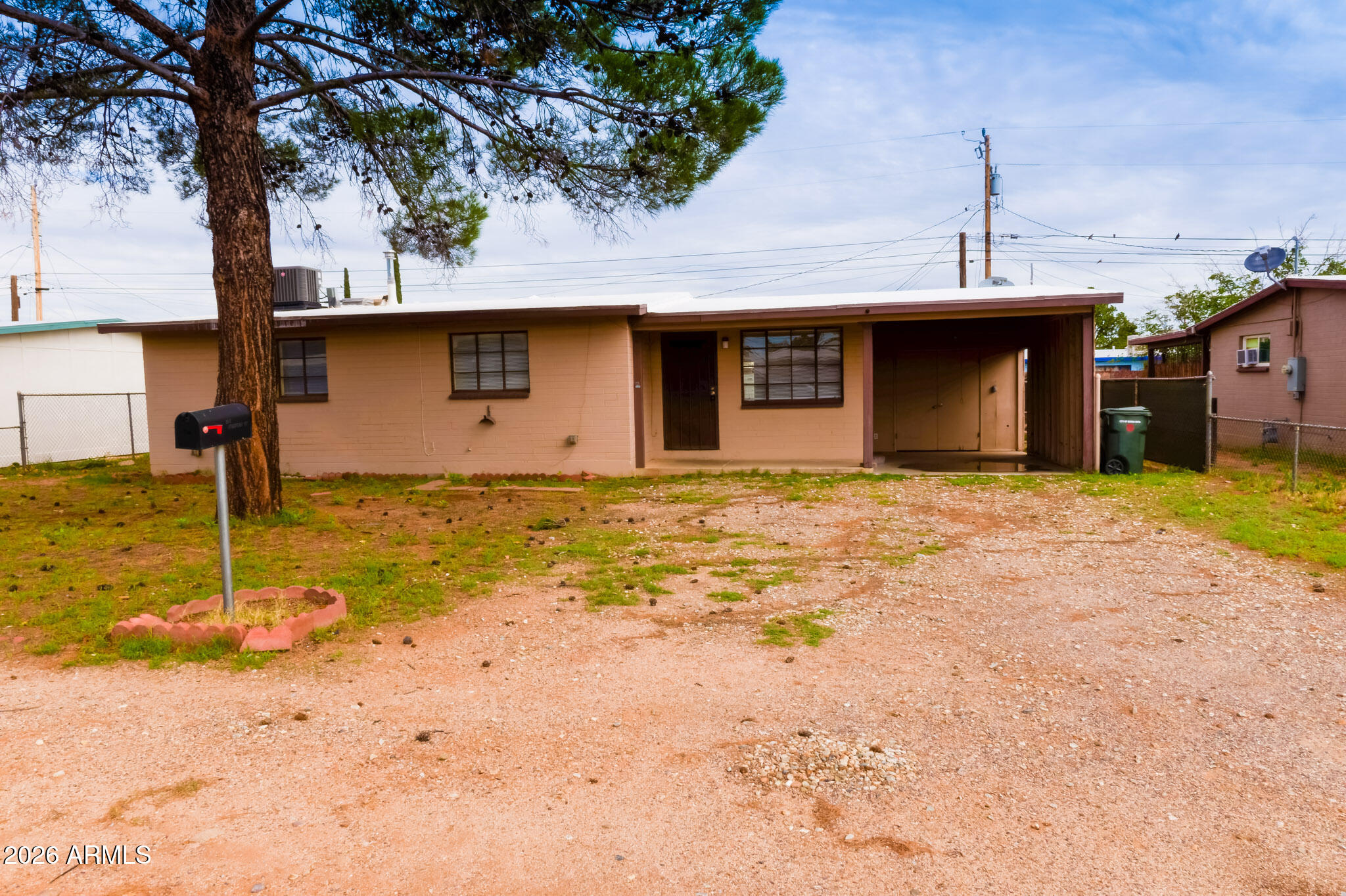 281 STEFFEN Street, Sierra Vista, AZ 85635