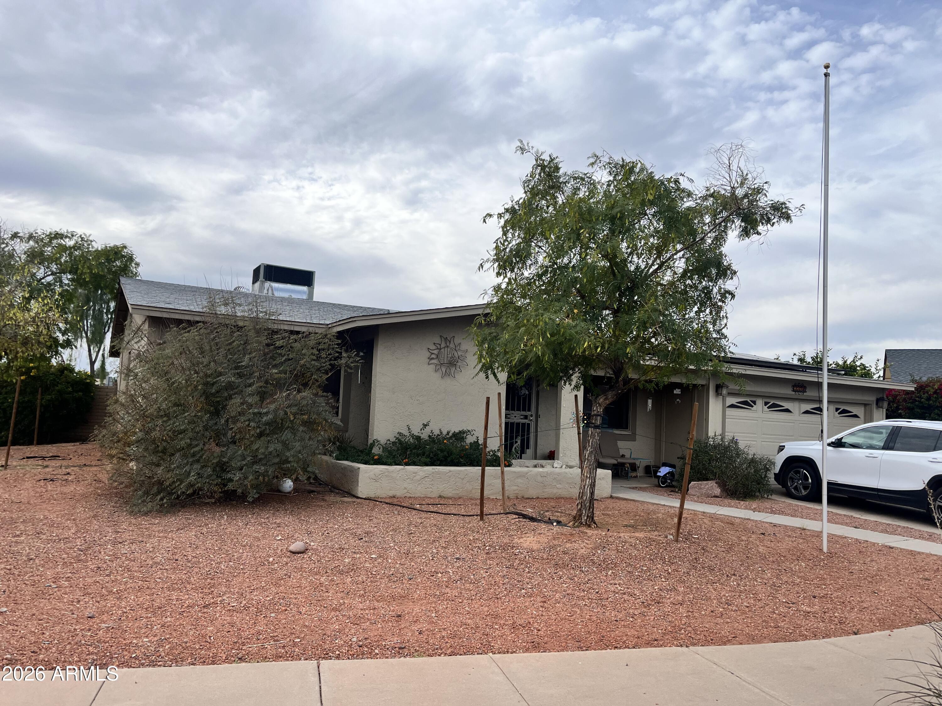 2336 W VIA RIALTO Circle, Mesa, AZ 85202