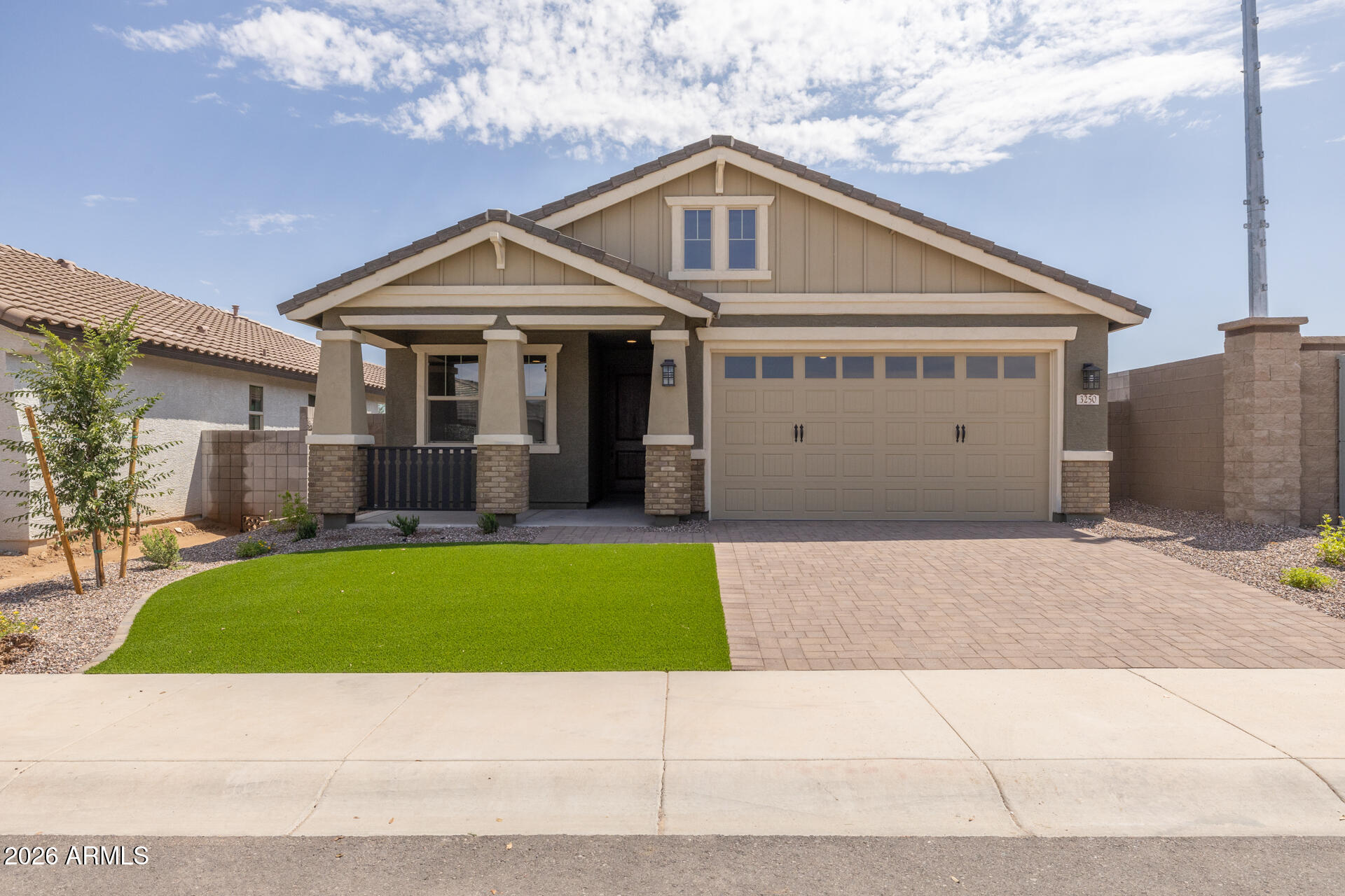 3250 W Molino Road, San Tan Valley, AZ 85144