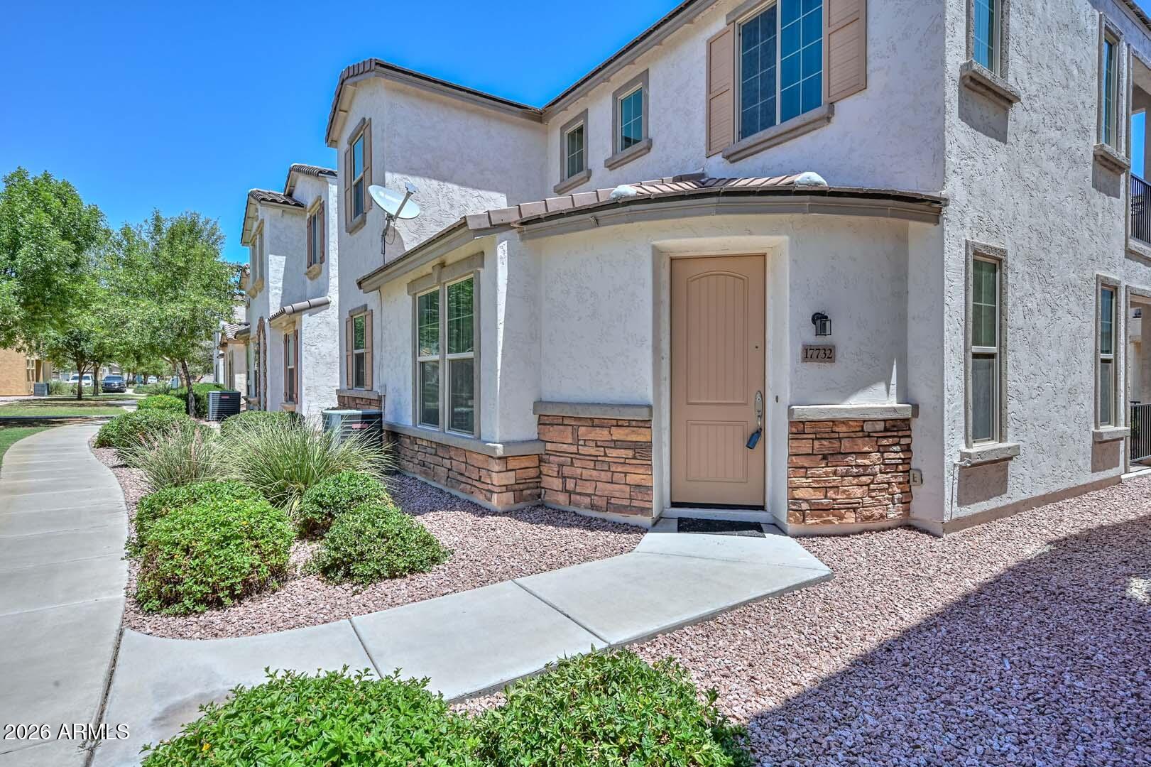 17732 W MANDALAY Lane, Surprise, AZ 85388