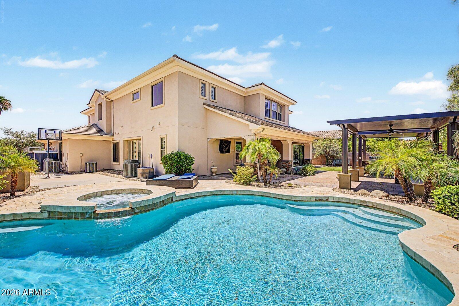294 W GRAND CANYON Drive, Chandler, AZ 85248