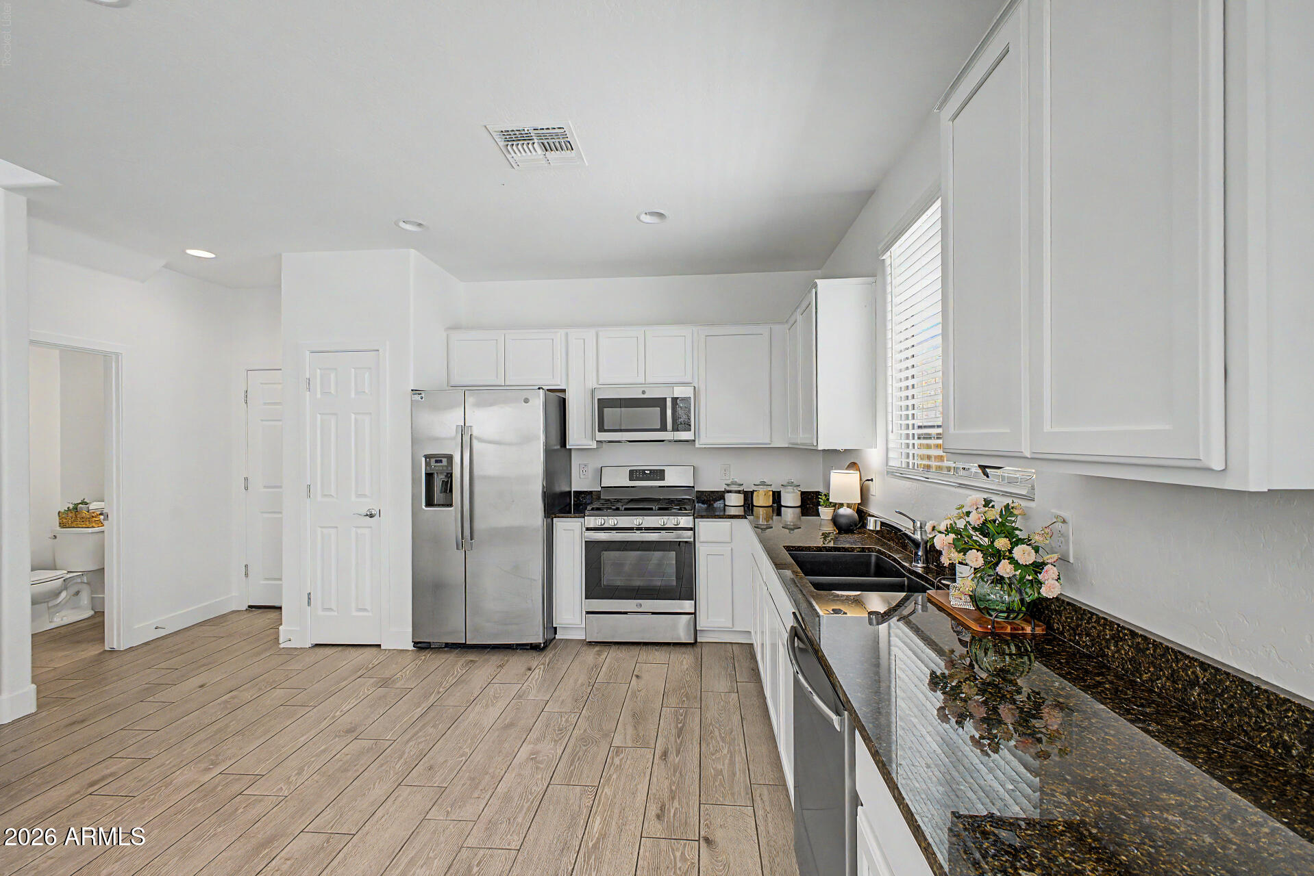 1717 S 82ND Place, Mesa, AZ 85209