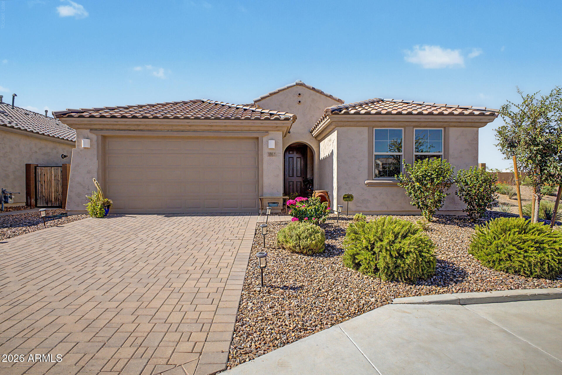 1957 W Fawn Way, San Tan Valley, AZ 85144