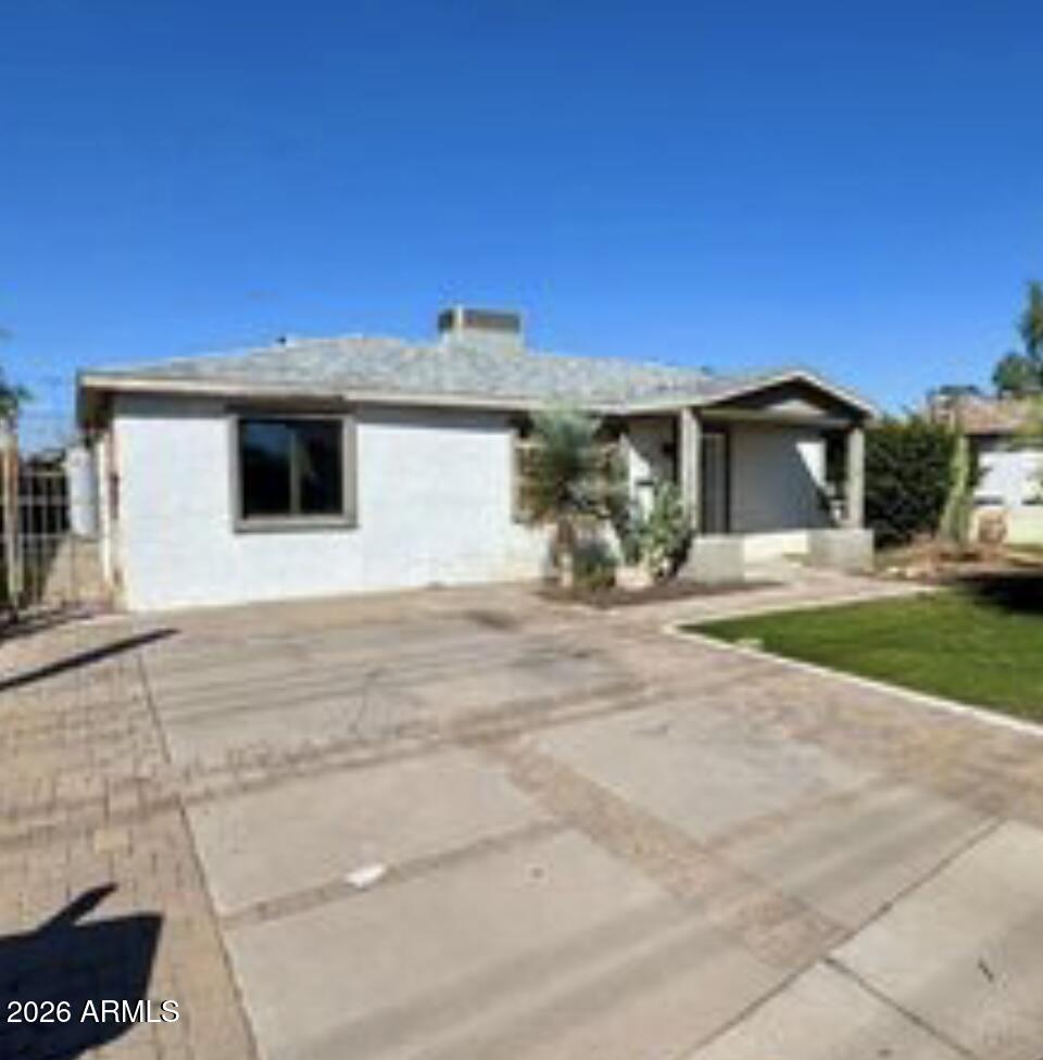 3010 W NORTHERN Avenue, Phoenix, AZ 85051