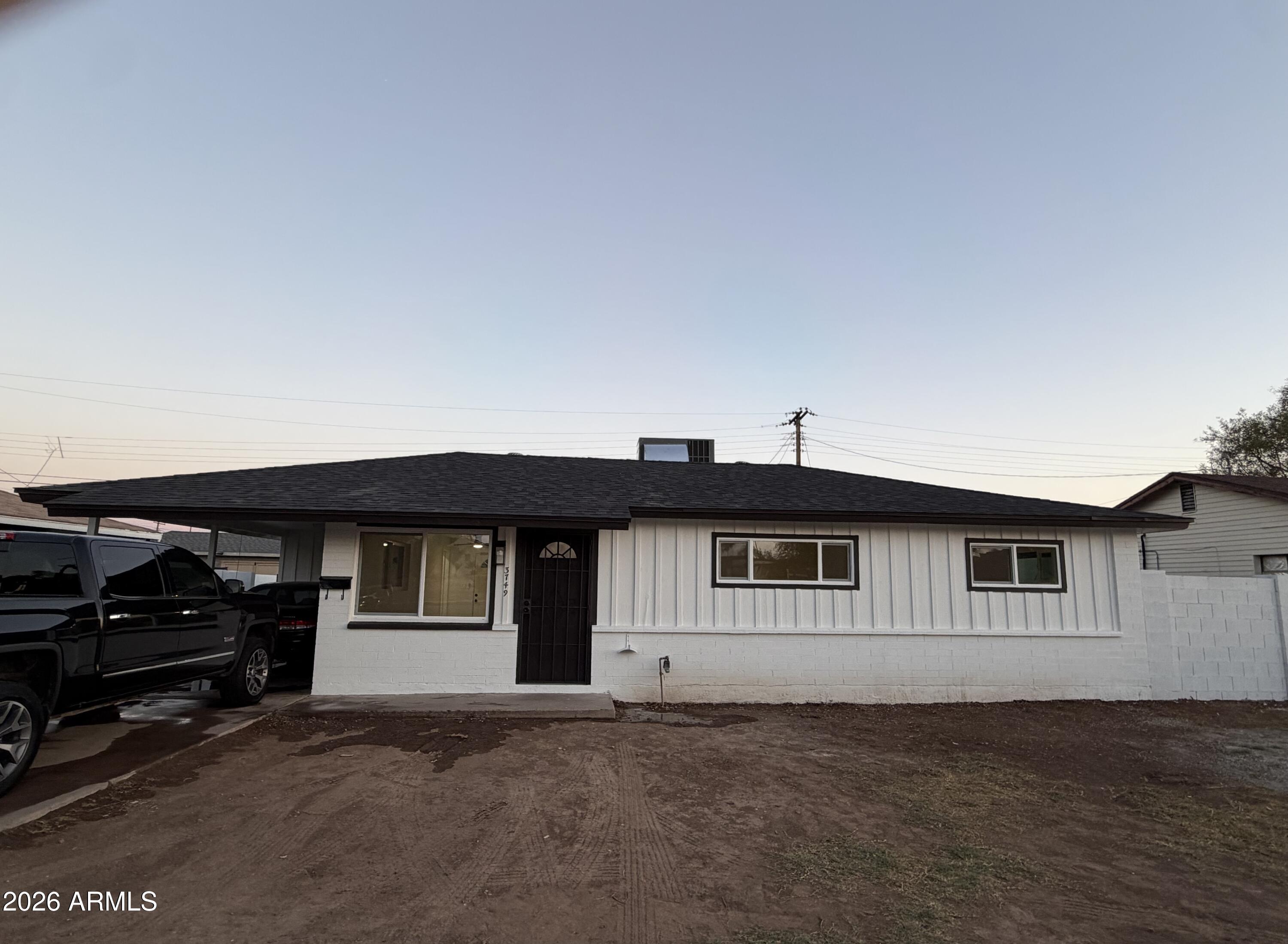 3749 W OSBORN Road, Phoenix, AZ 85019