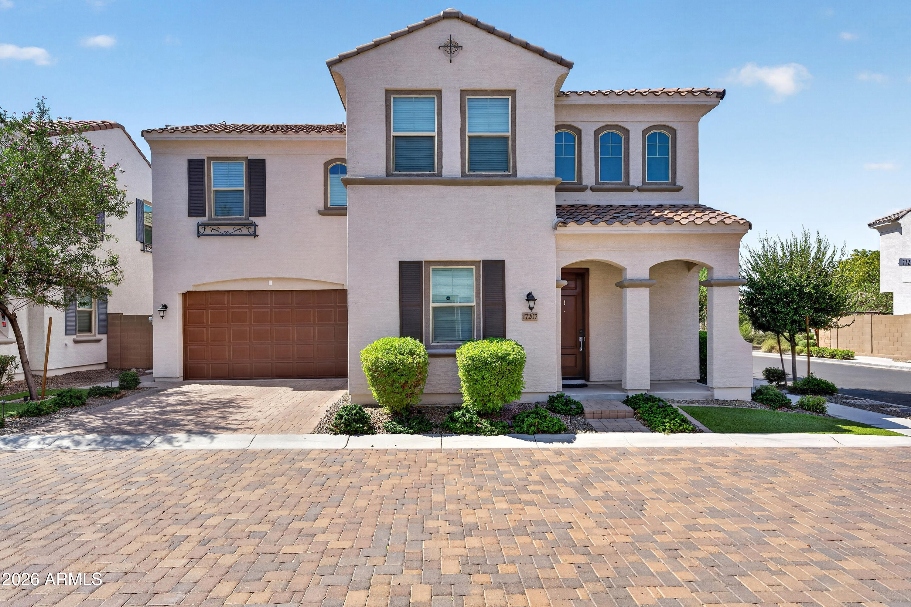 17207 N 10TH Street, Phoenix, AZ 85022