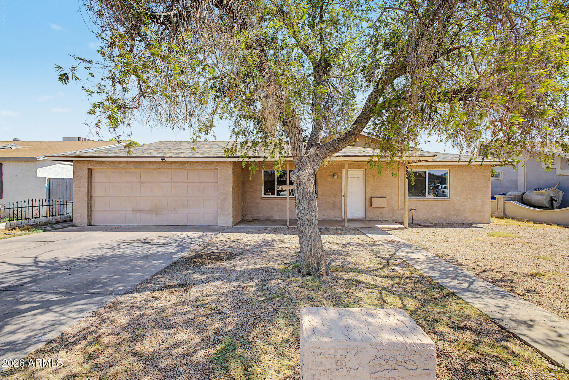5807 W CAMBRIDGE Avenue, Phoenix, AZ 85035