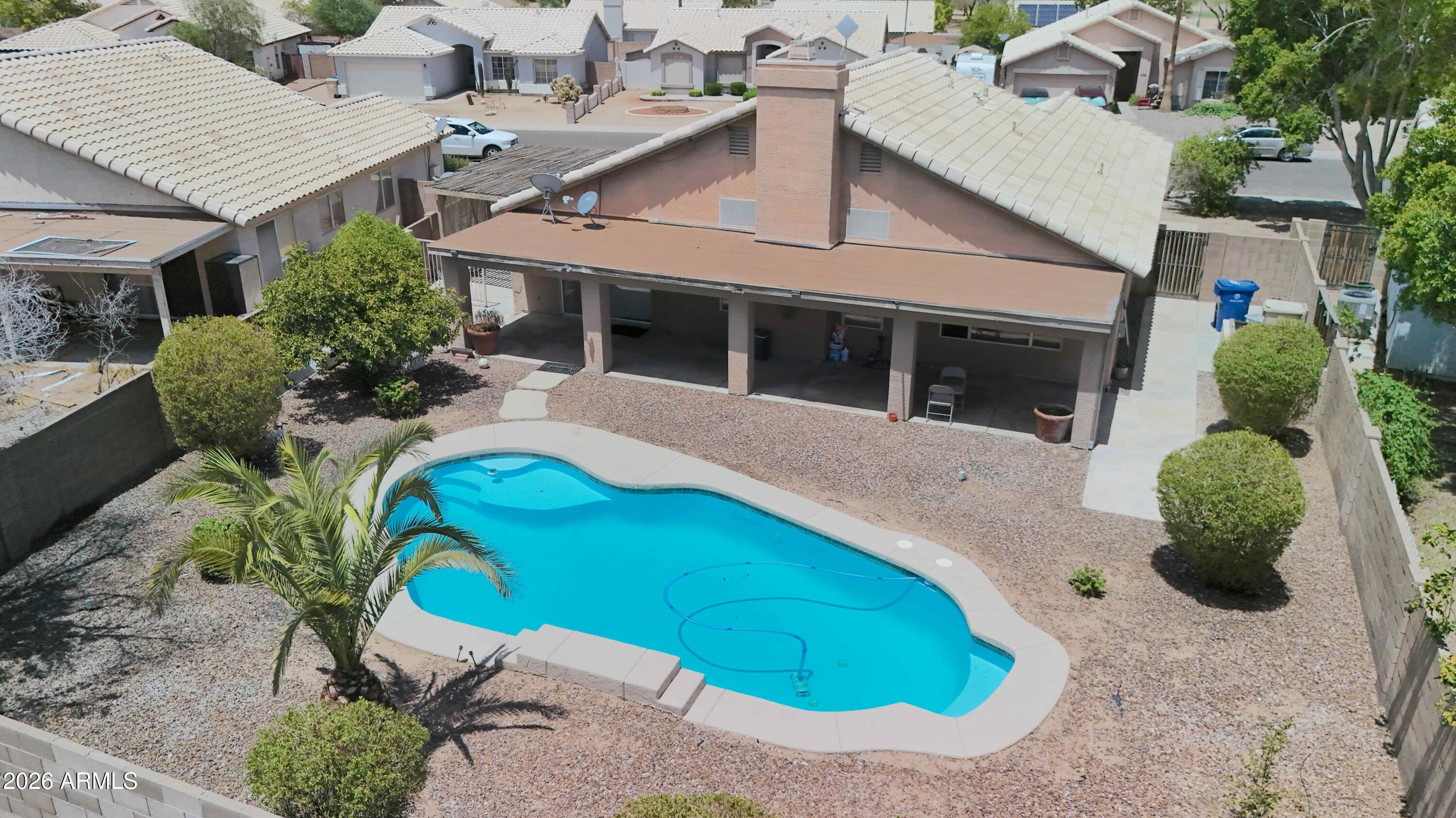 8565 W DENTON Lane, Glendale, AZ 85305