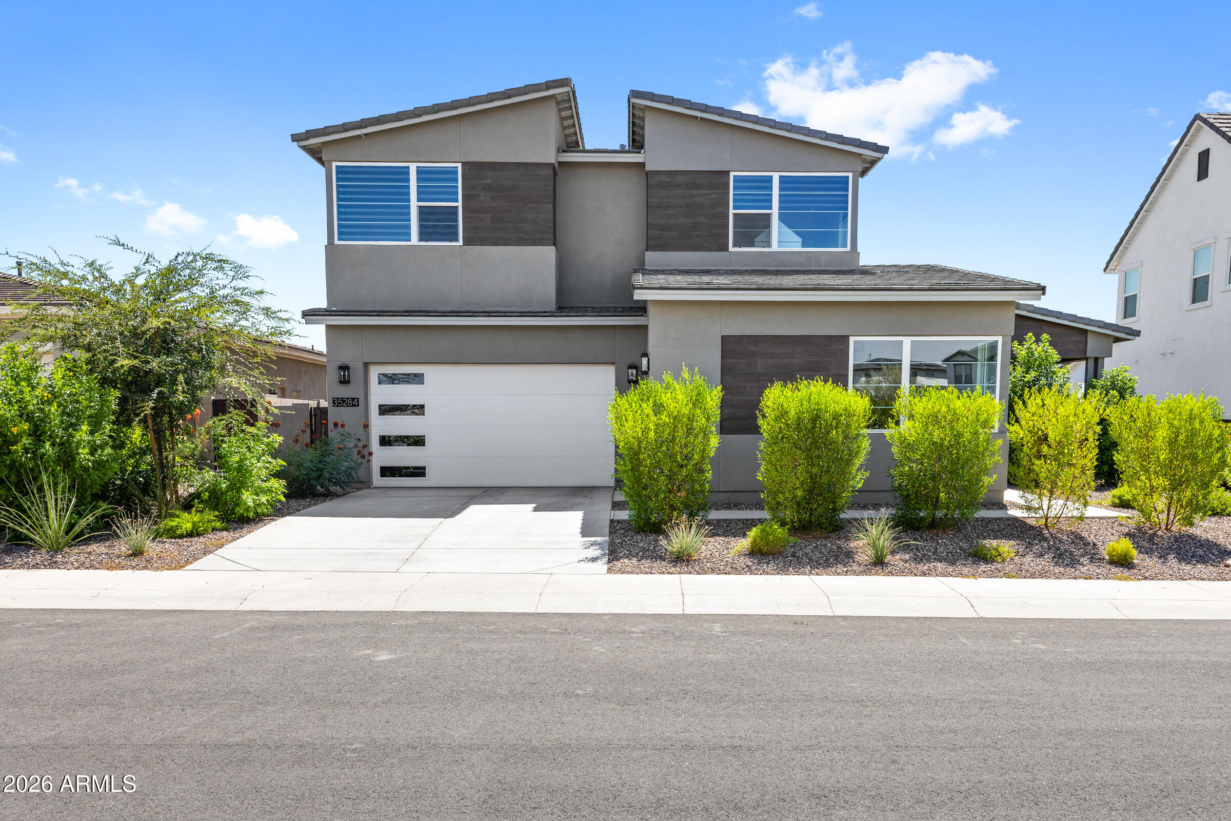 35284 N BARLEY Street, San Tan Valley, AZ 85144