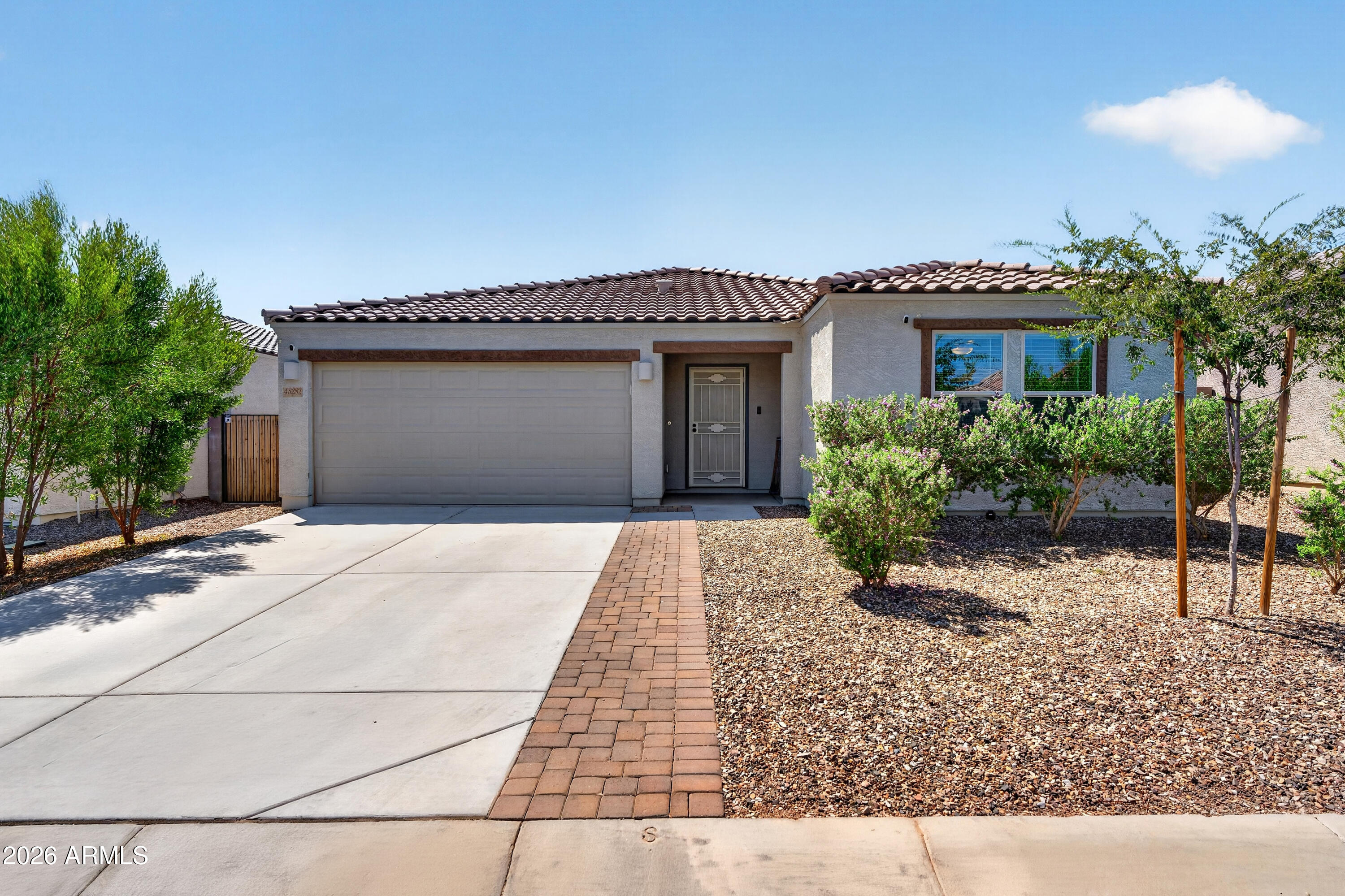48282 N BASILIO Street, Gold Canyon, AZ 85118