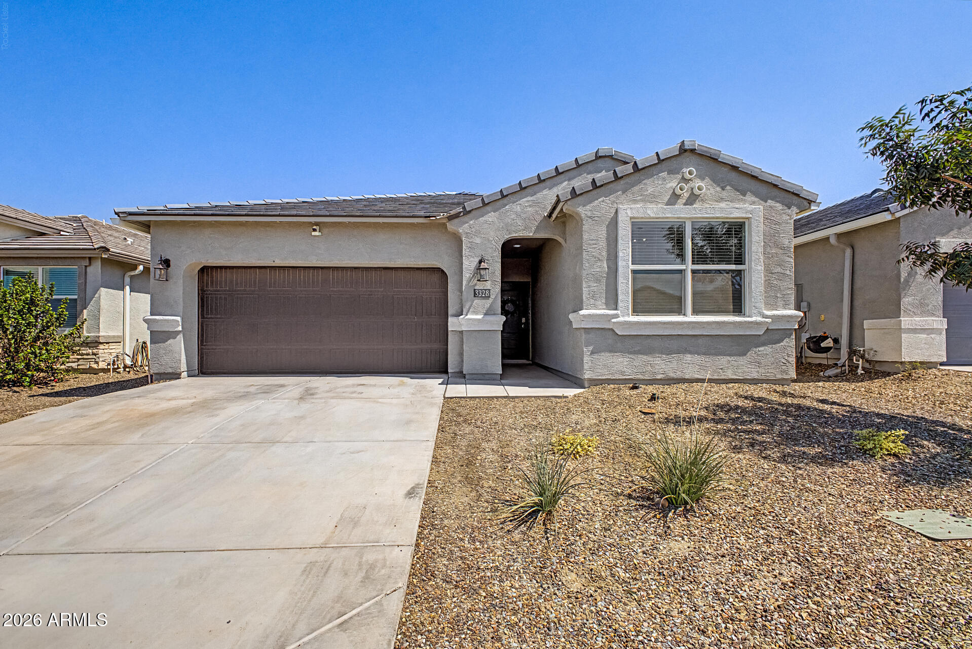3328 W SEAVER Avenue, Apache Junction, AZ 85120